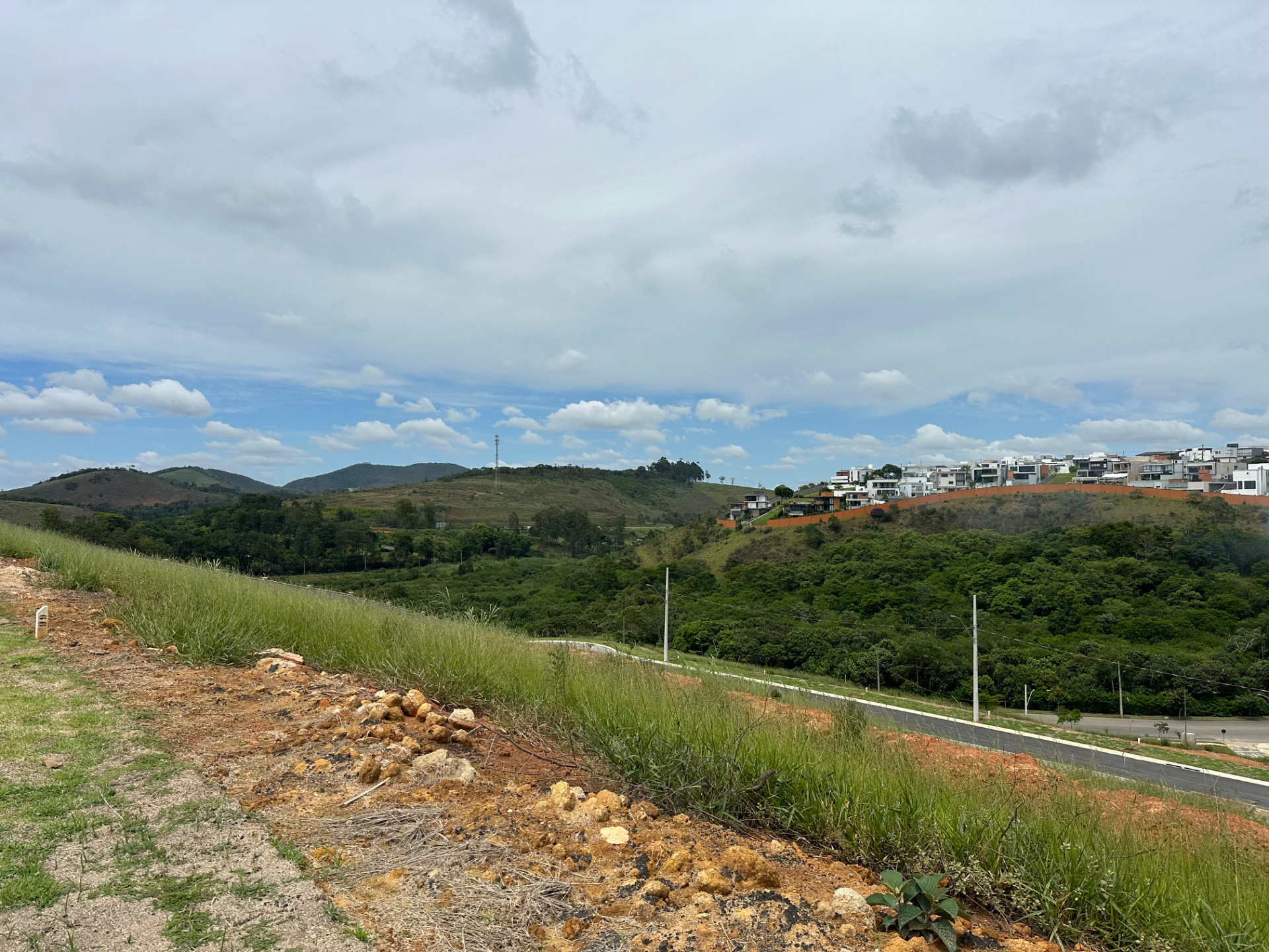 Vista aberta no condomínio. Lote São Pedro., foto 3