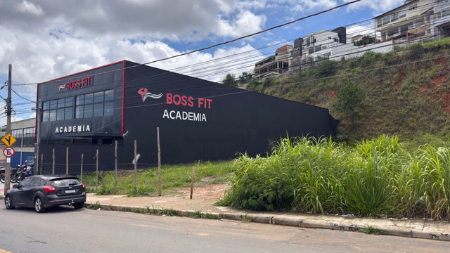 Terreno Santos Dumont. Projeto aprovado.