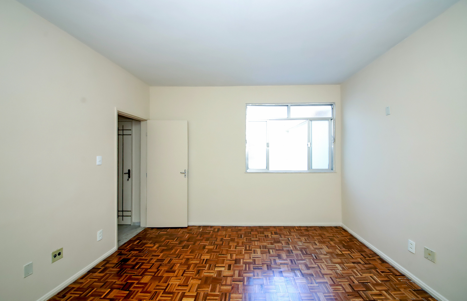 No Paineiras, apê de 3 quartos com suíte e 122 m², foto 3