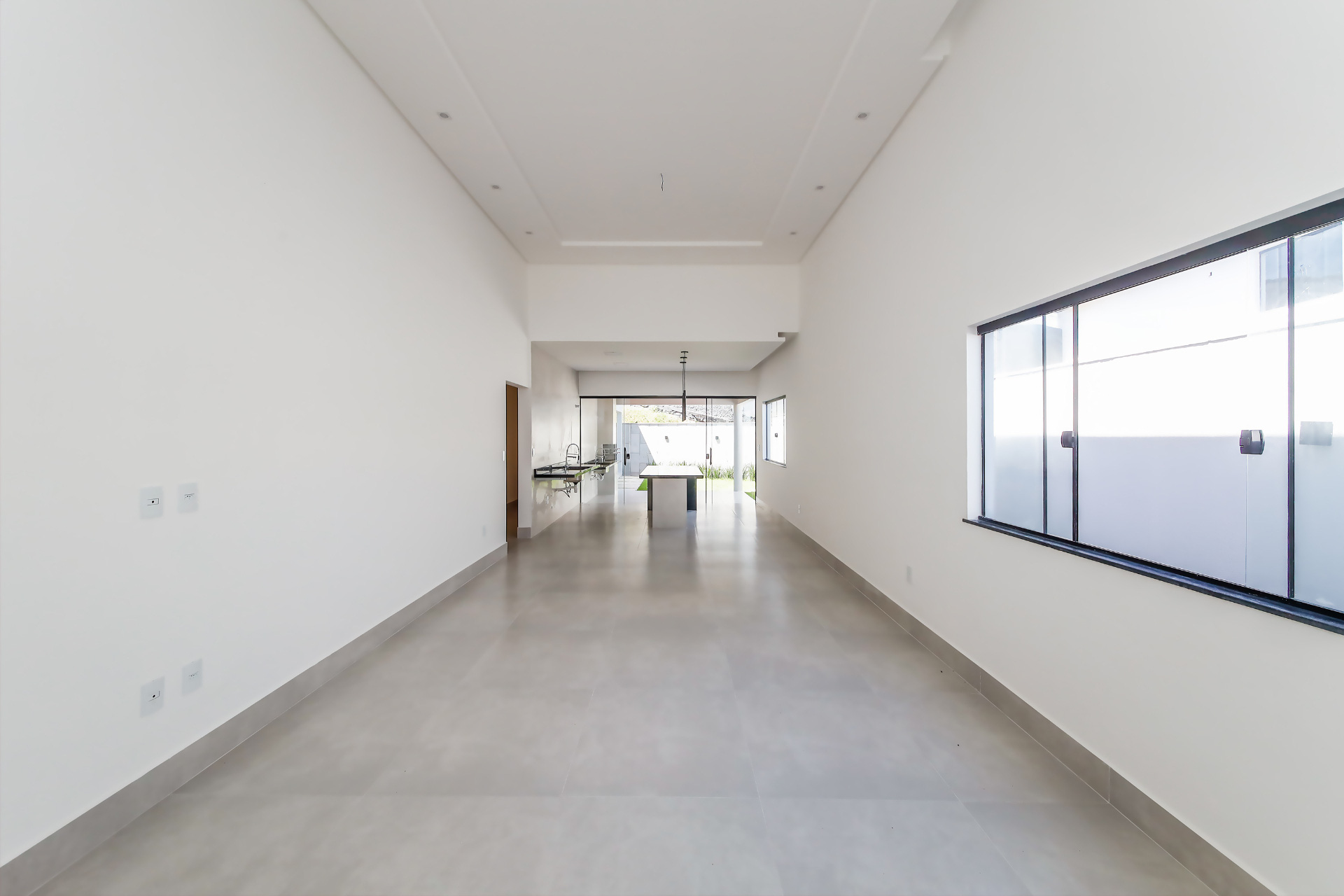 São Pedro: Casa linear, 200 m² em condomínio fechado., foto 3