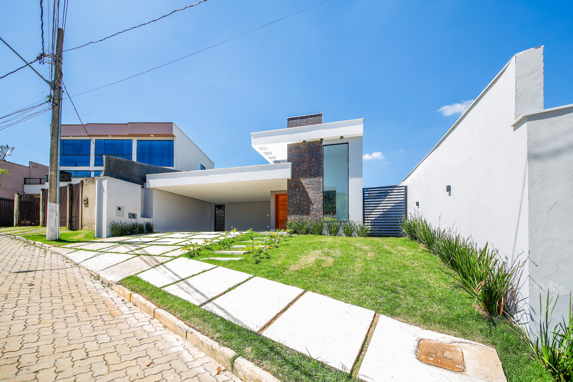 São Pedro: Casa linear, 200 m² em condomínio fechado., foto 1