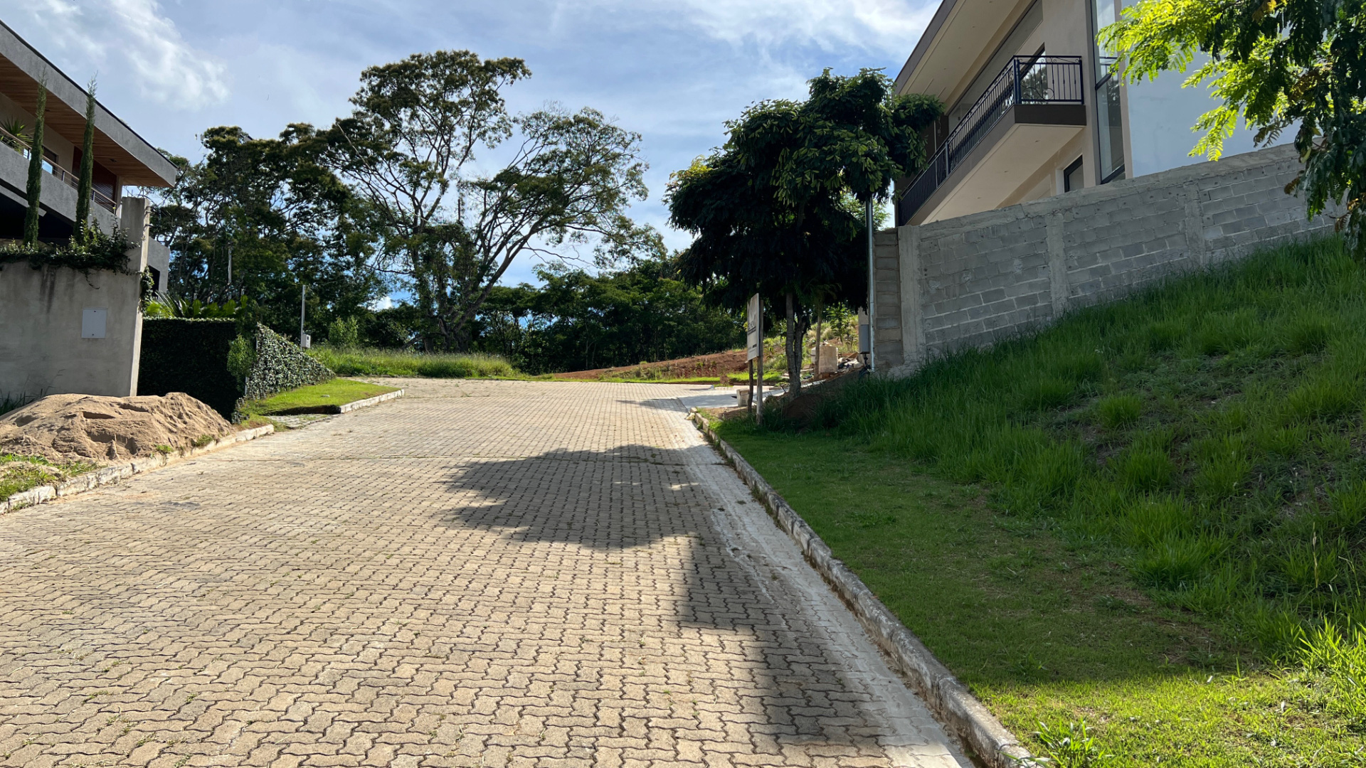 Salvaterra: terreno 479m² com aclive, foto 5