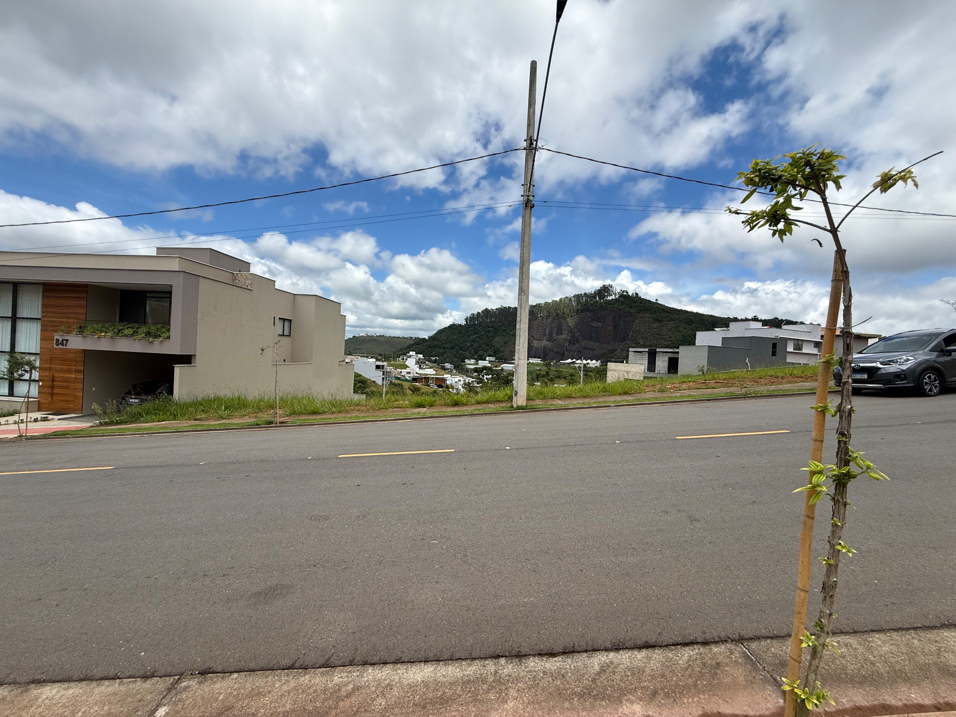 Condomínio Estrela Alta: Lote em aclive 323 m², foto 5