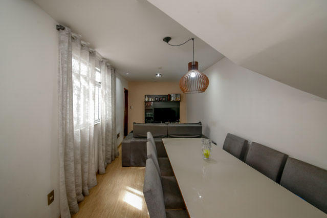Cobertura duplex com 3 quartos e área gourmet para venda