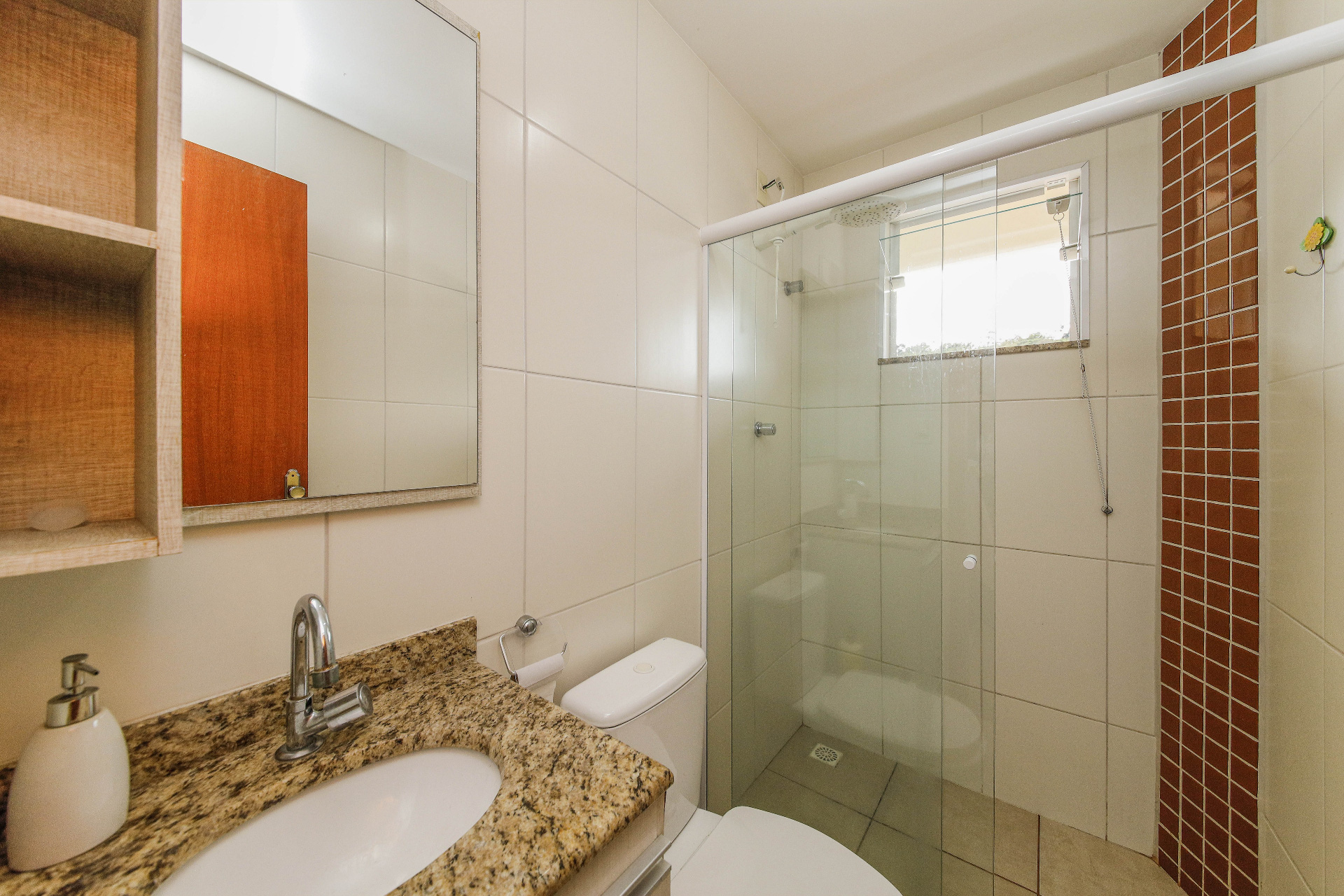 Casa Borboleta. 3 suítes, bom espaço externo., foto 18