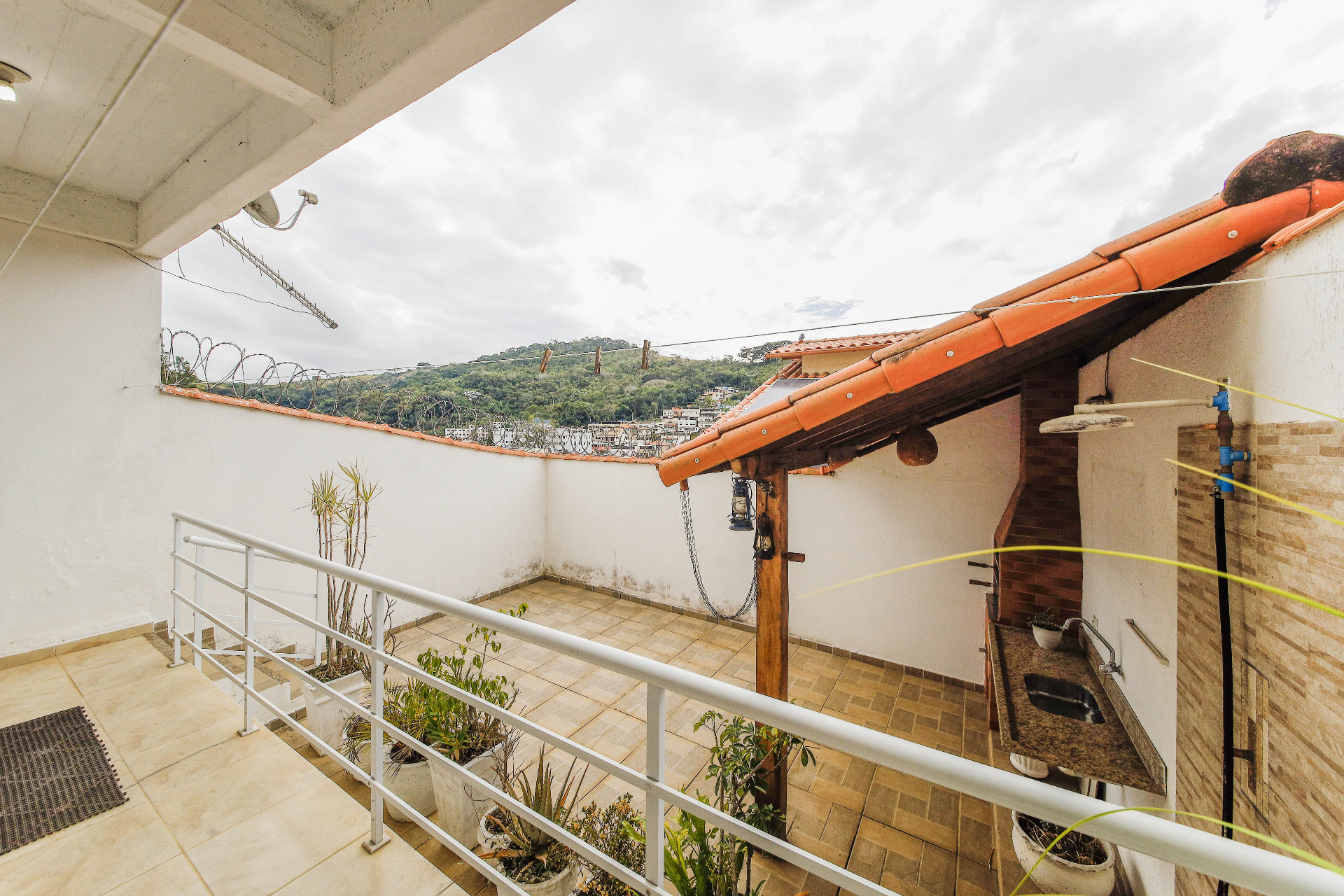 Casa Borboleta. 3 suítes, bom espaço externo., foto 24