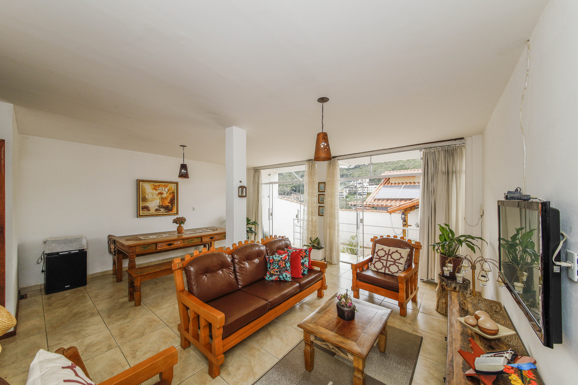 Casa Borboleta. 3 suítes, bom espaço externo., foto 22