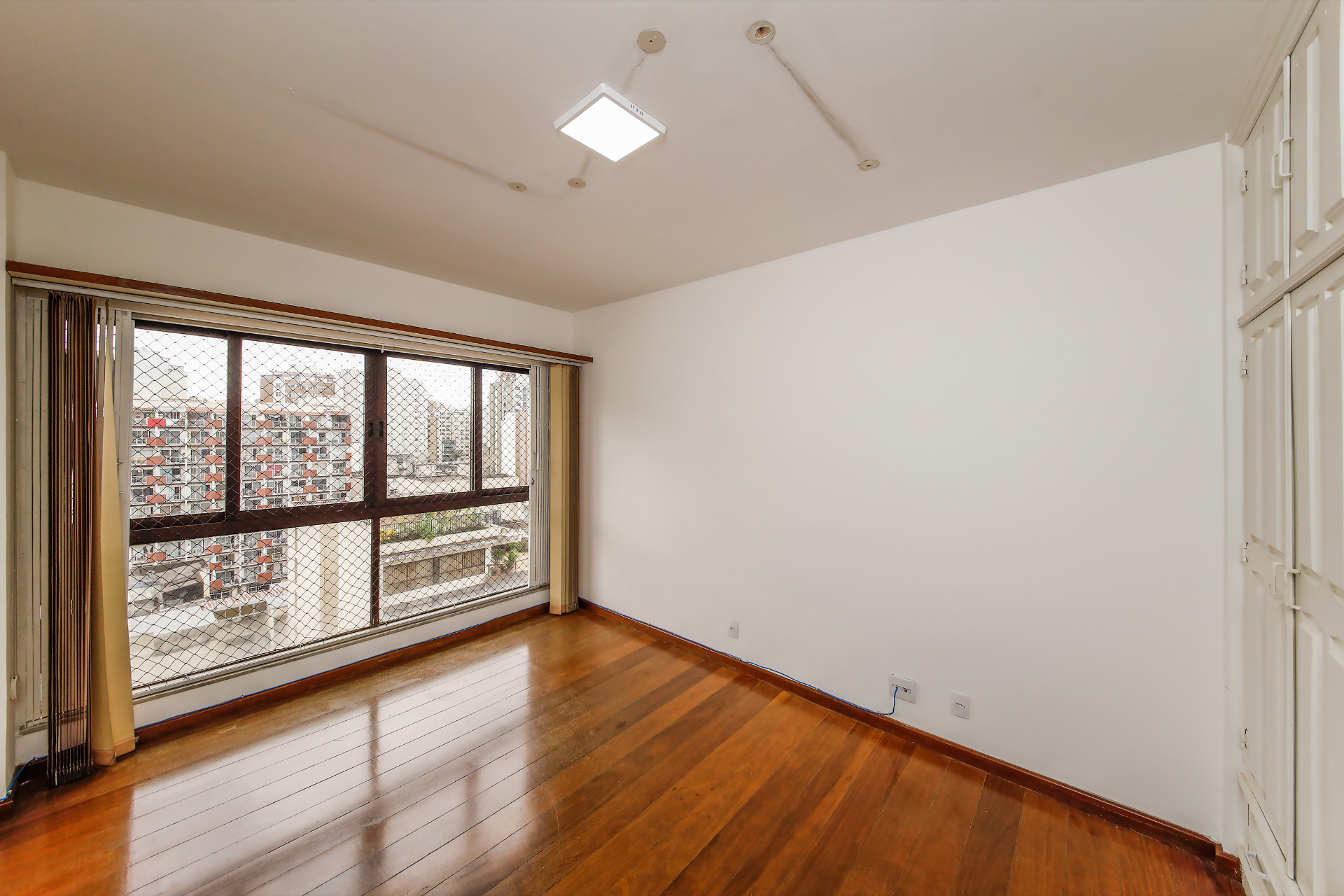 São Mateus. Apartamento clássico, com 238m². Boa planta., foto 13