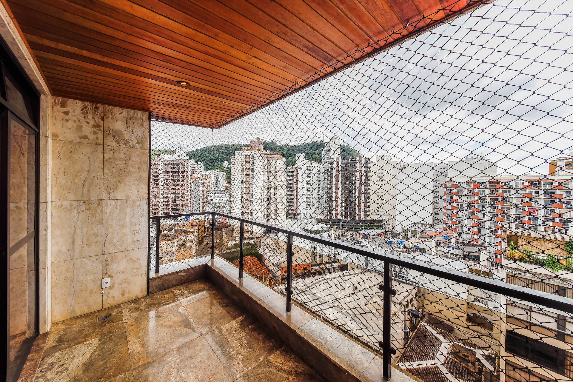 São Mateus. Apartamento clássico, com 238m². Boa planta., foto 3