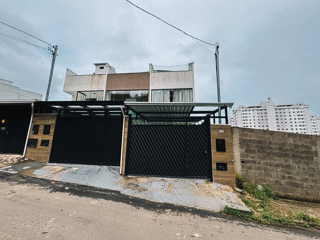 Casa no Aeroporto com terraço. Dois quartos e duas vagas., foto 1