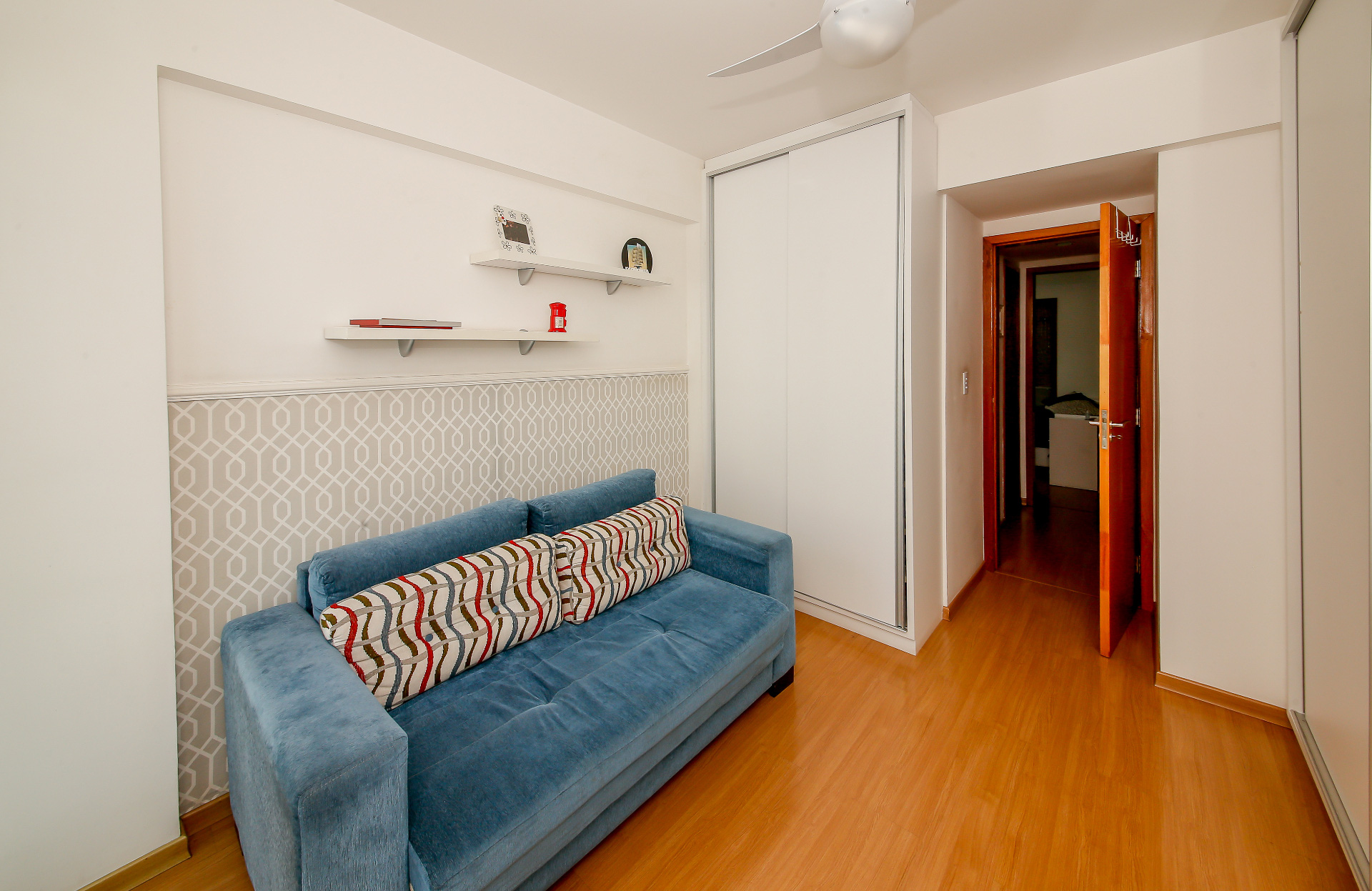Centro: 2 quartos, suíte, varanda e vaga. Bem ventilado., foto 11
