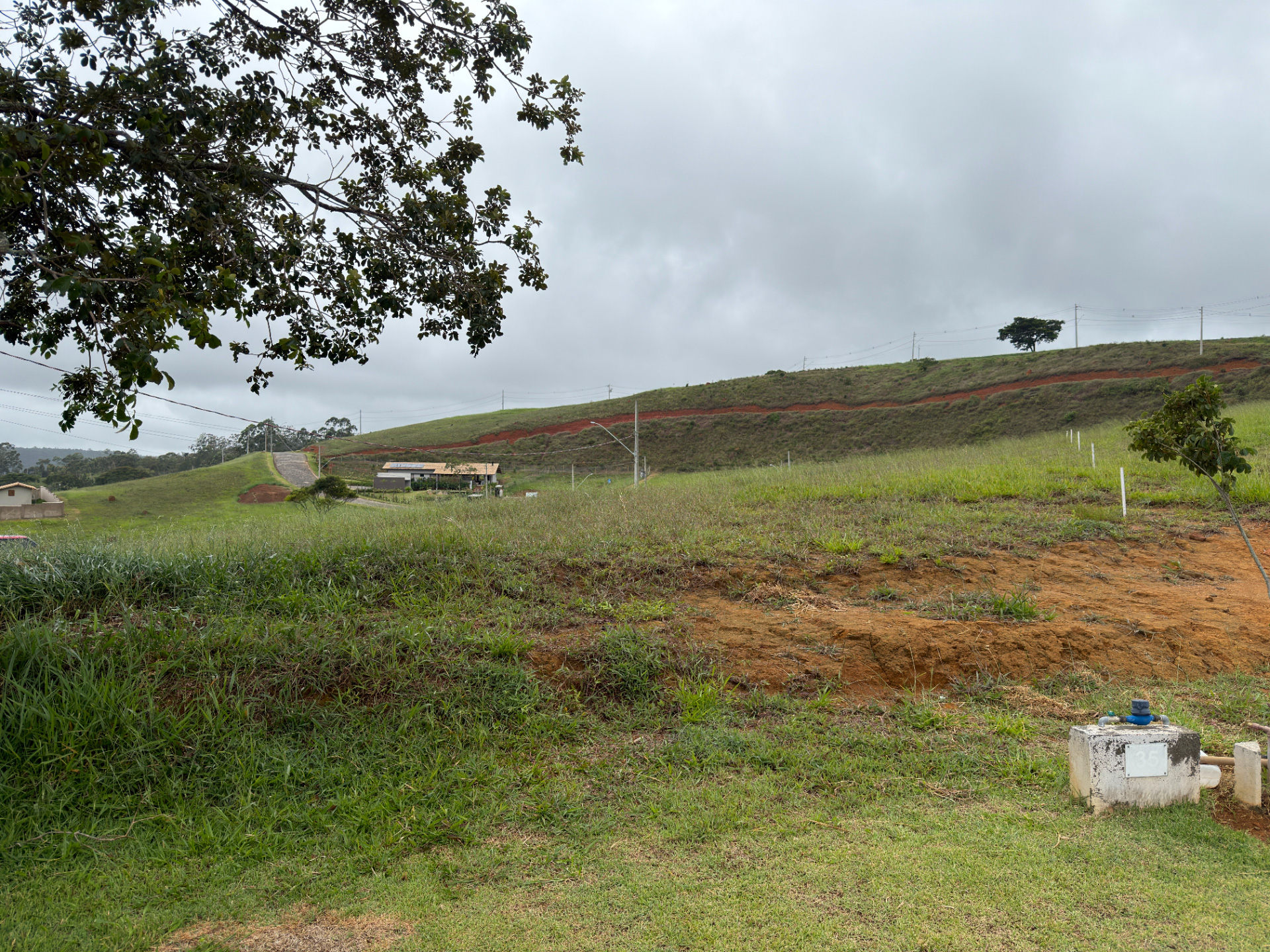 Terreno de esquina, 1.122 m² em condomínio fechado, foto 6