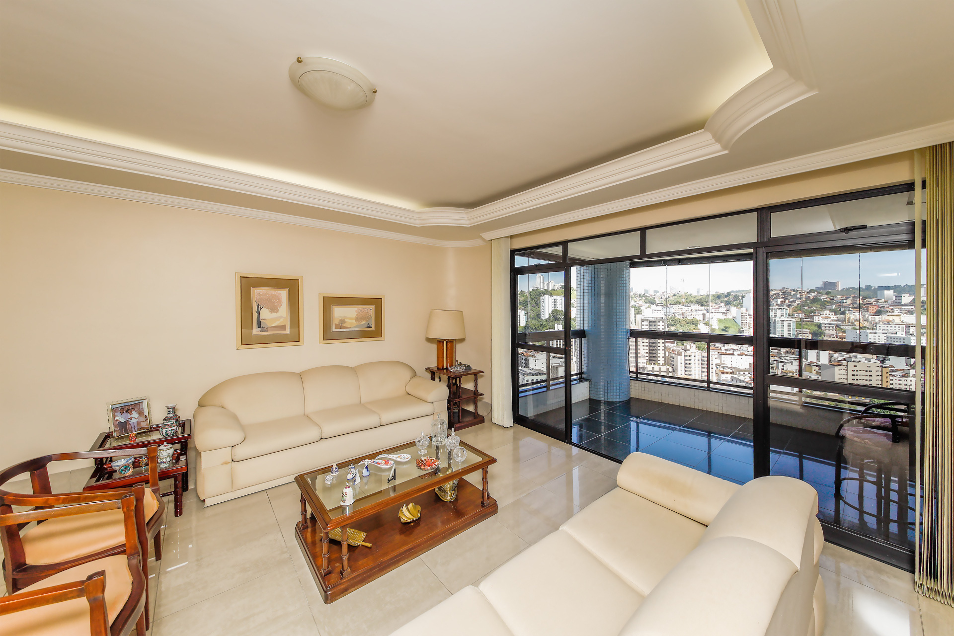 Bom Pastor: 3 suítes, 283m², 3 vagas. Lazer completo., foto 2
