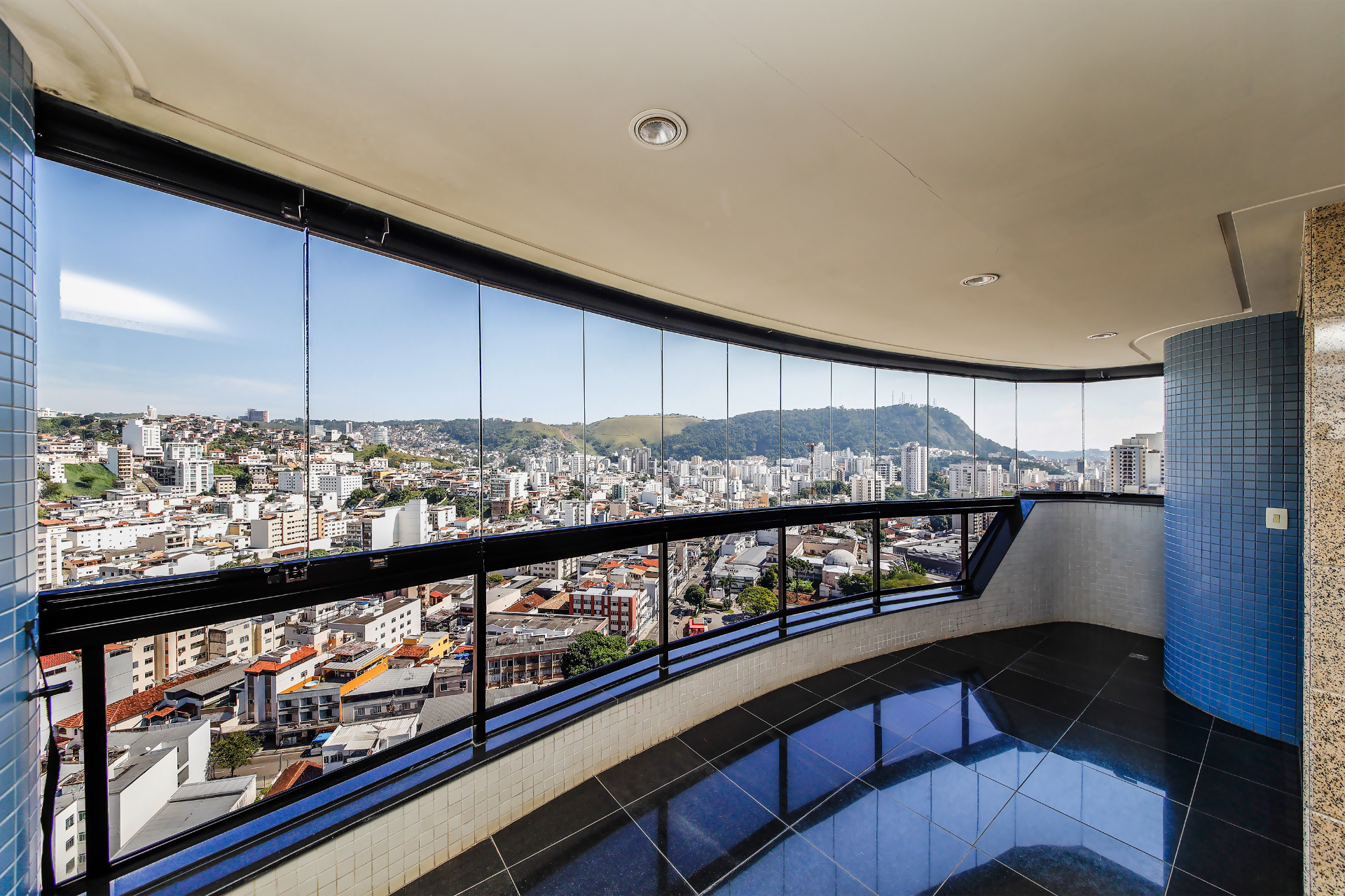 Bom Pastor: 3 suítes, 283m², 3 vagas. Lazer completo., foto 5