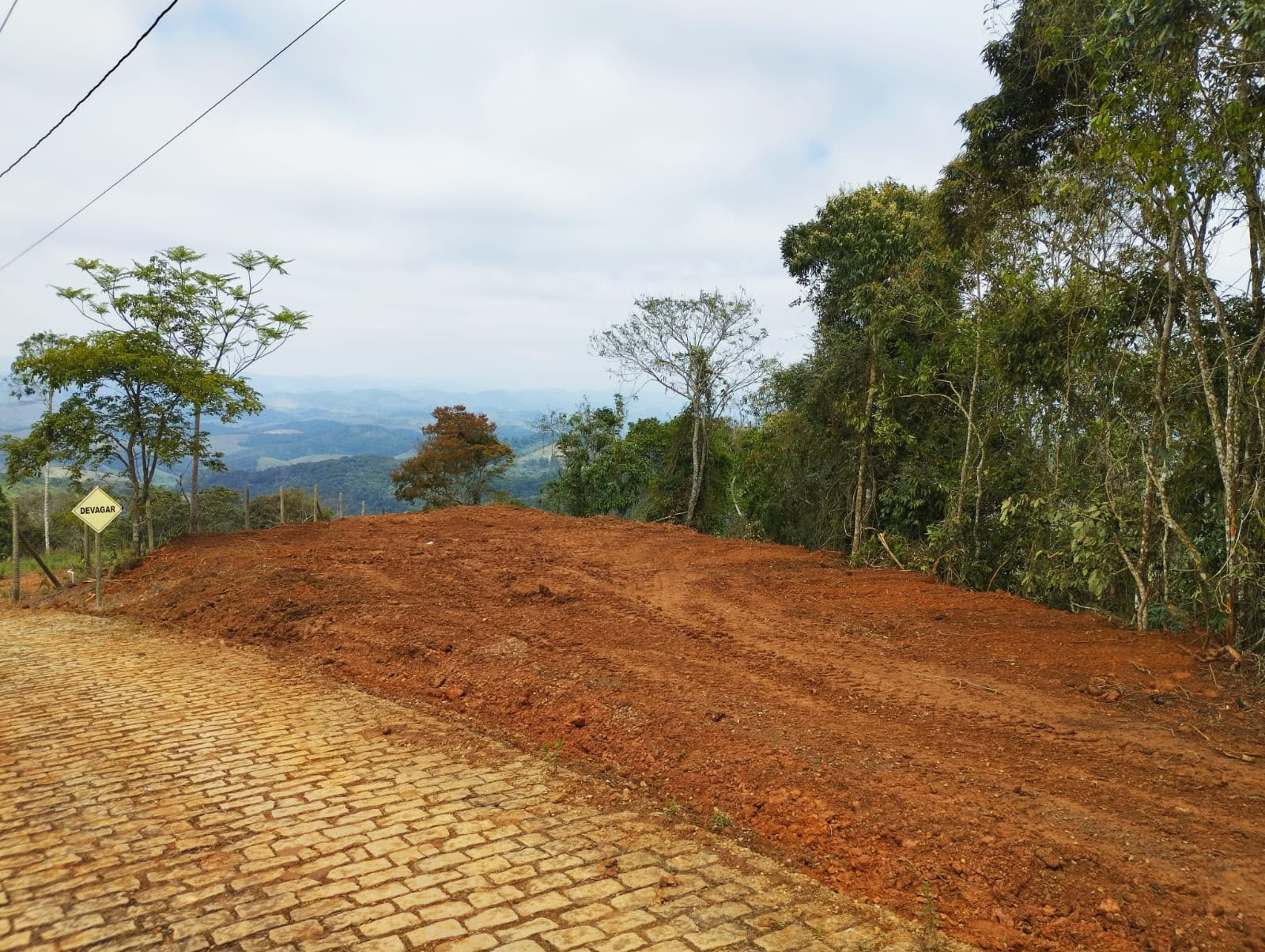 Terreno com mais de 1.600 m² no Estrada Real para venda, foto 4
