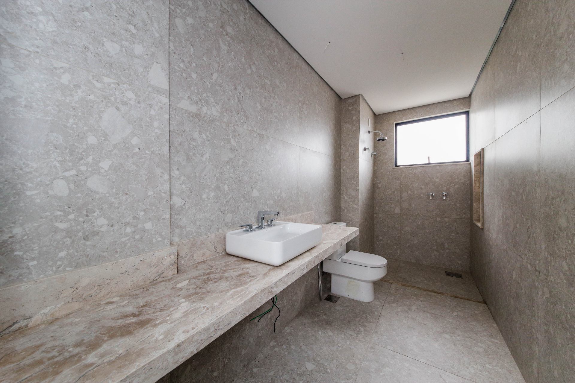 4 suítes, 200m², bem dimensionado., foto 18