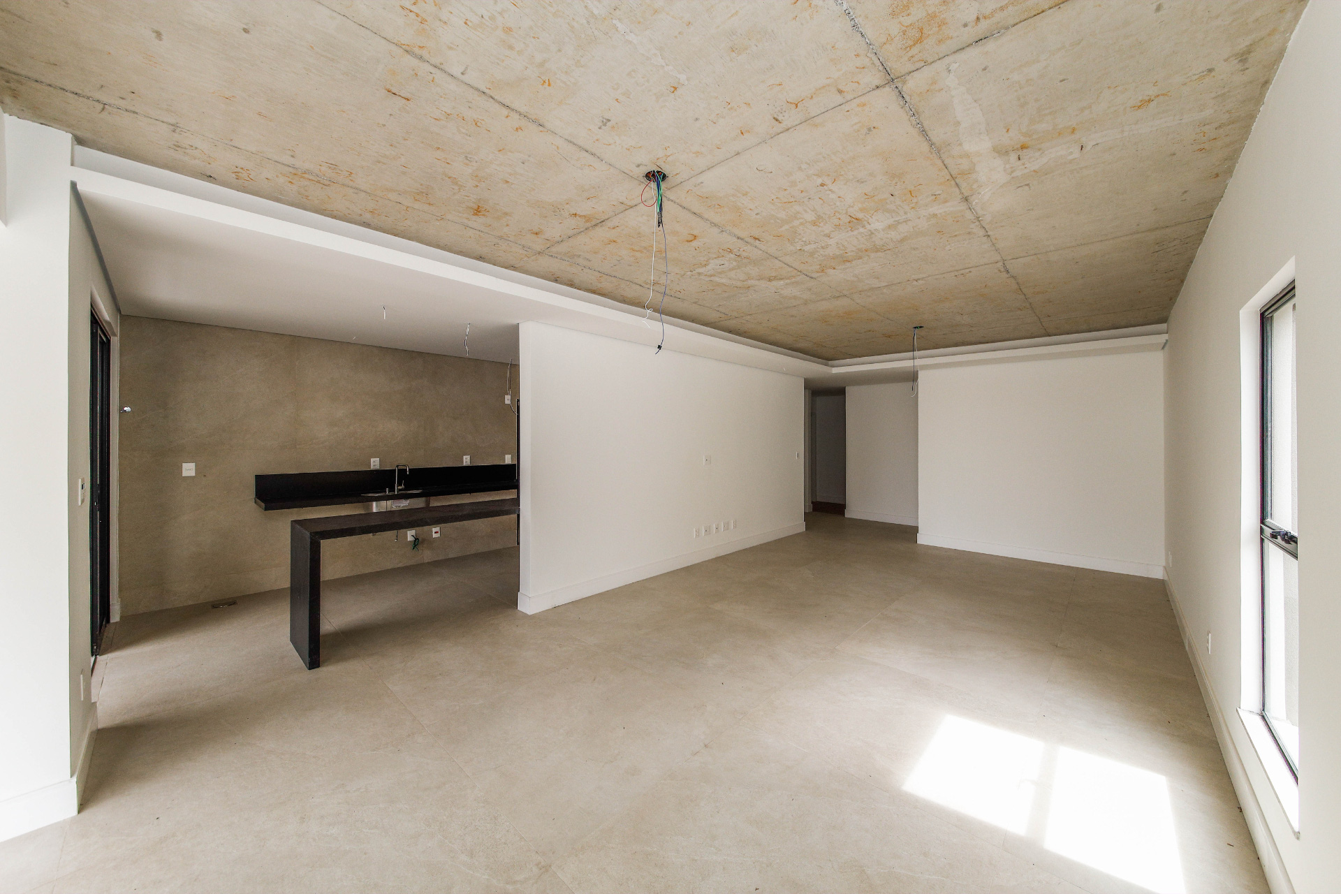Um apartamento por andar, Santa Helena., foto 3