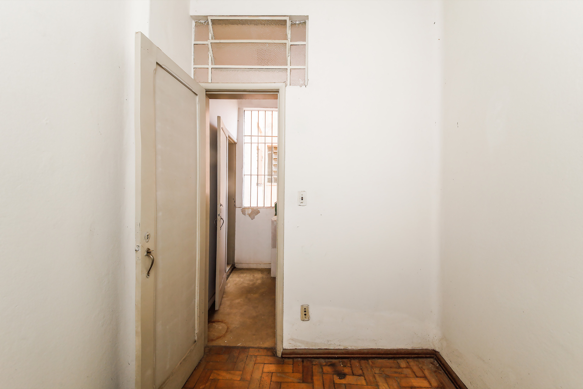 Centro: 2 quartos, elevador. 84m² de luz natural., foto 6