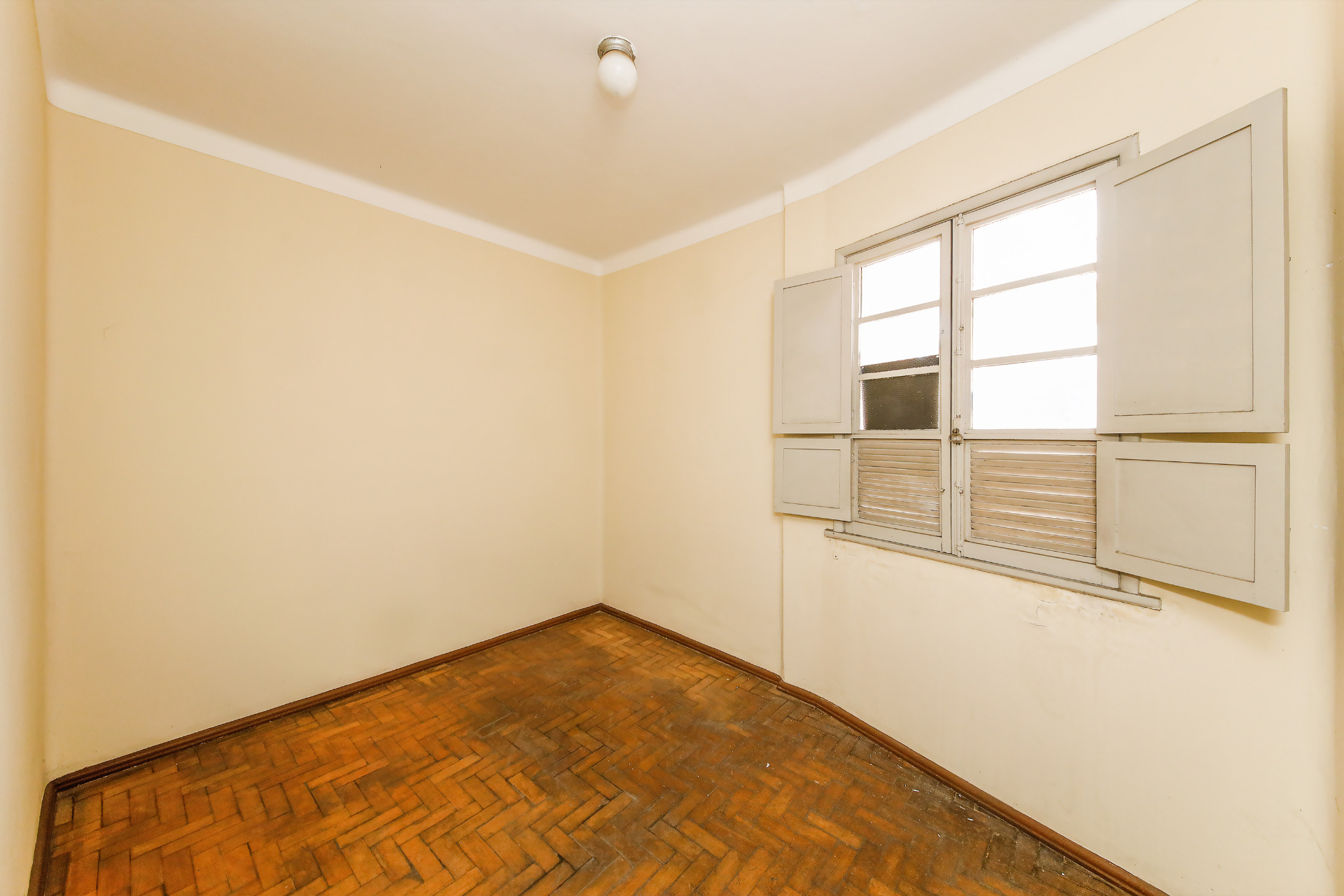 Centro: 2 quartos, elevador. 84m² de luz natural., foto 2