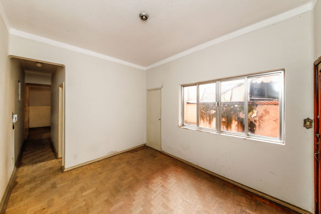 Centro. Espaço otimizado e prático, 2 quartos.