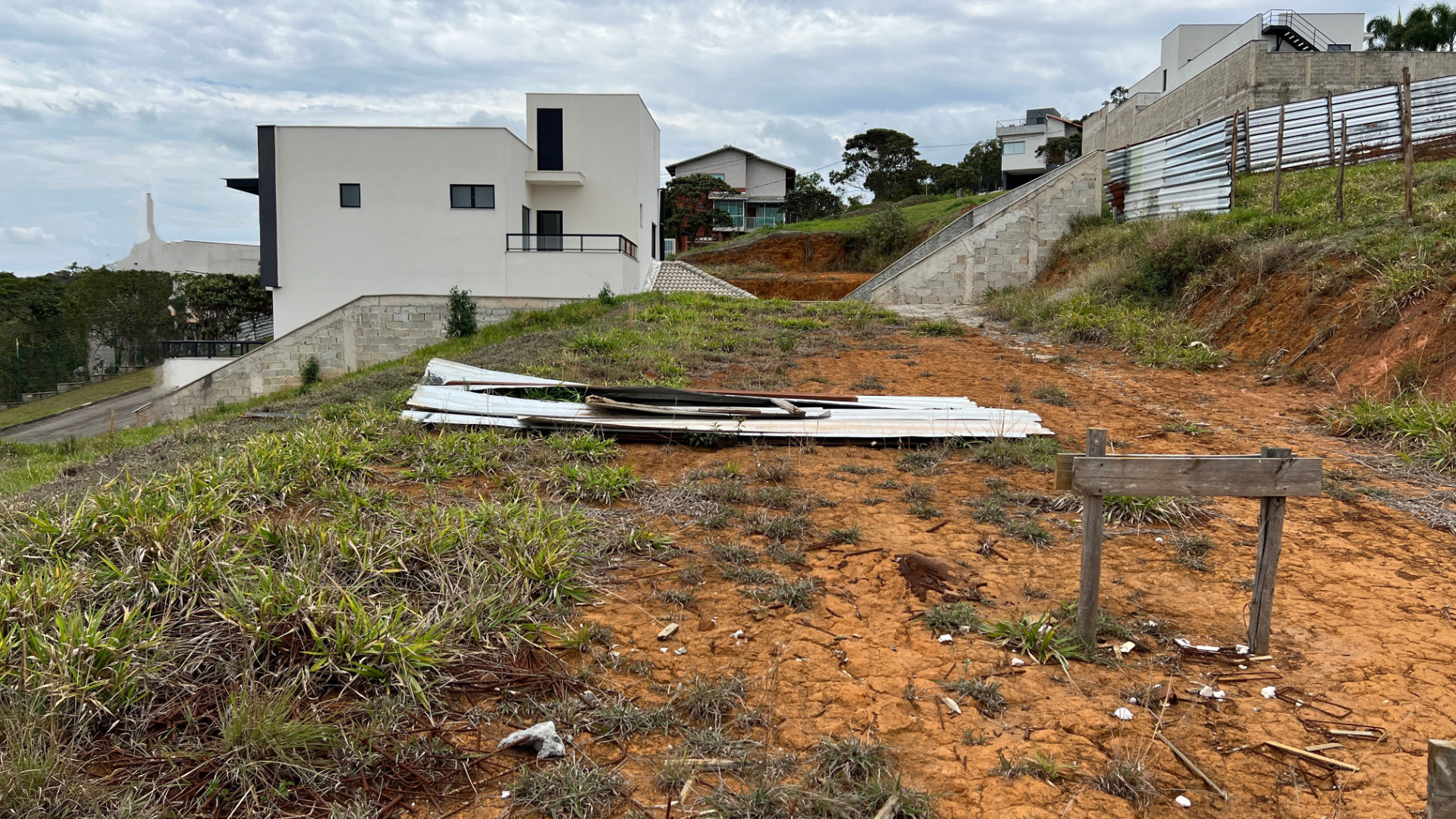 Alvim: Terreno 450m² com vista permanente, foto 3