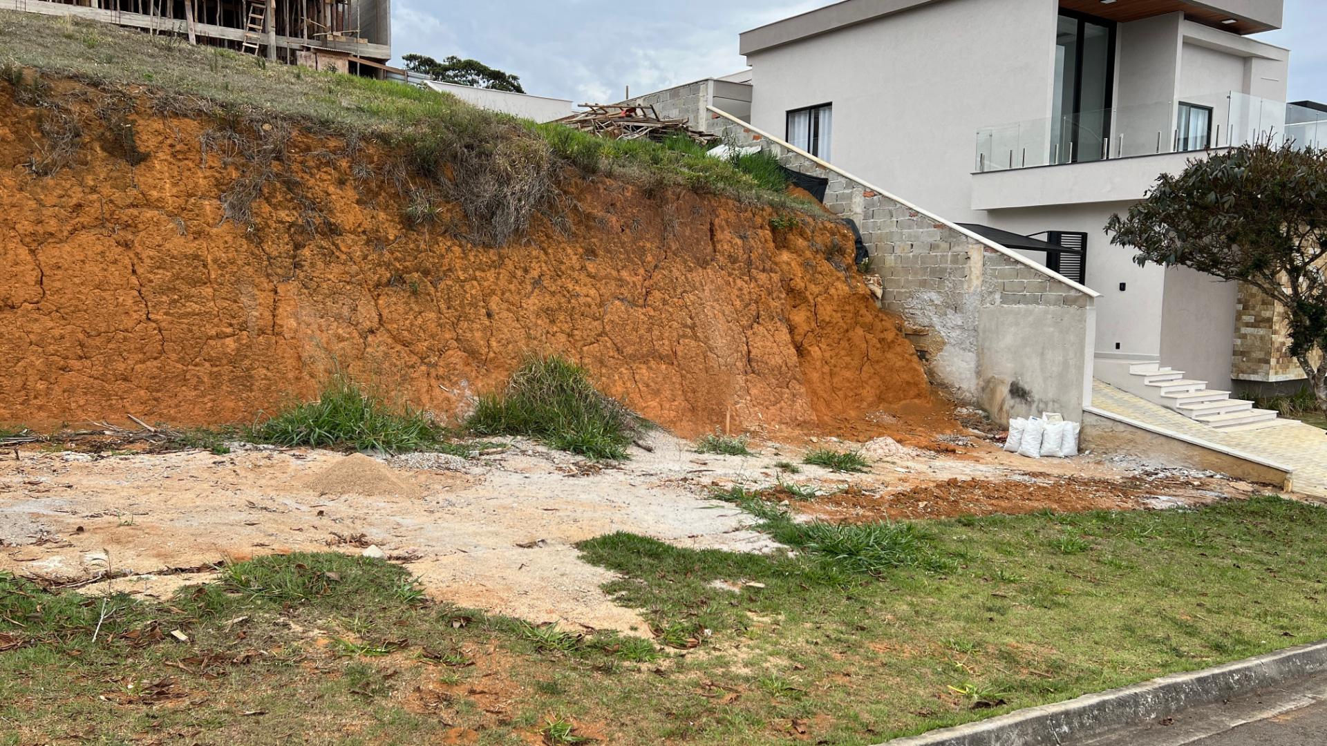 Alvim: Terreno 450m² com vista permanente, foto 2