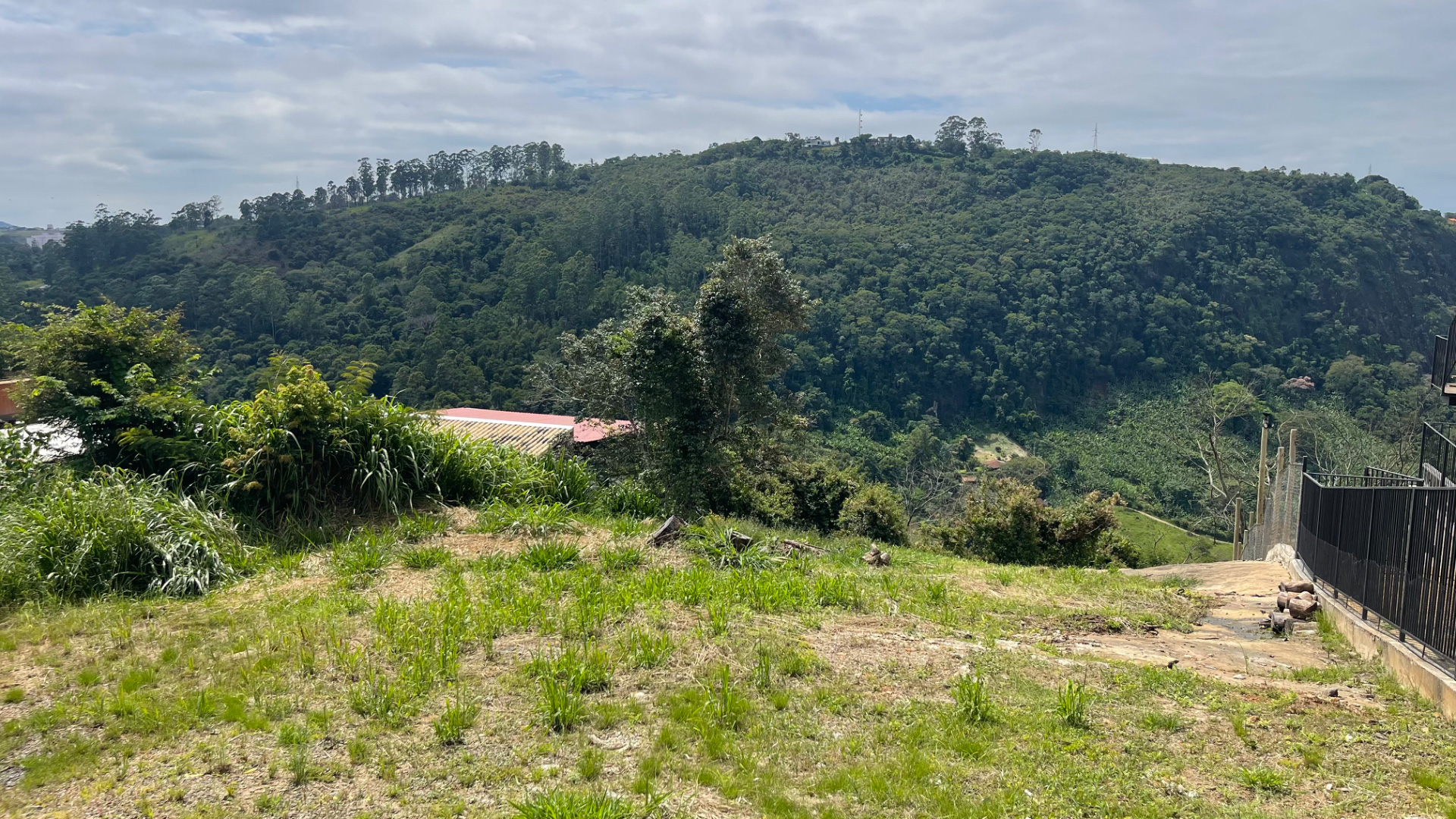 Terreno em condomínio. Vista livre, 1547m², foto 2
