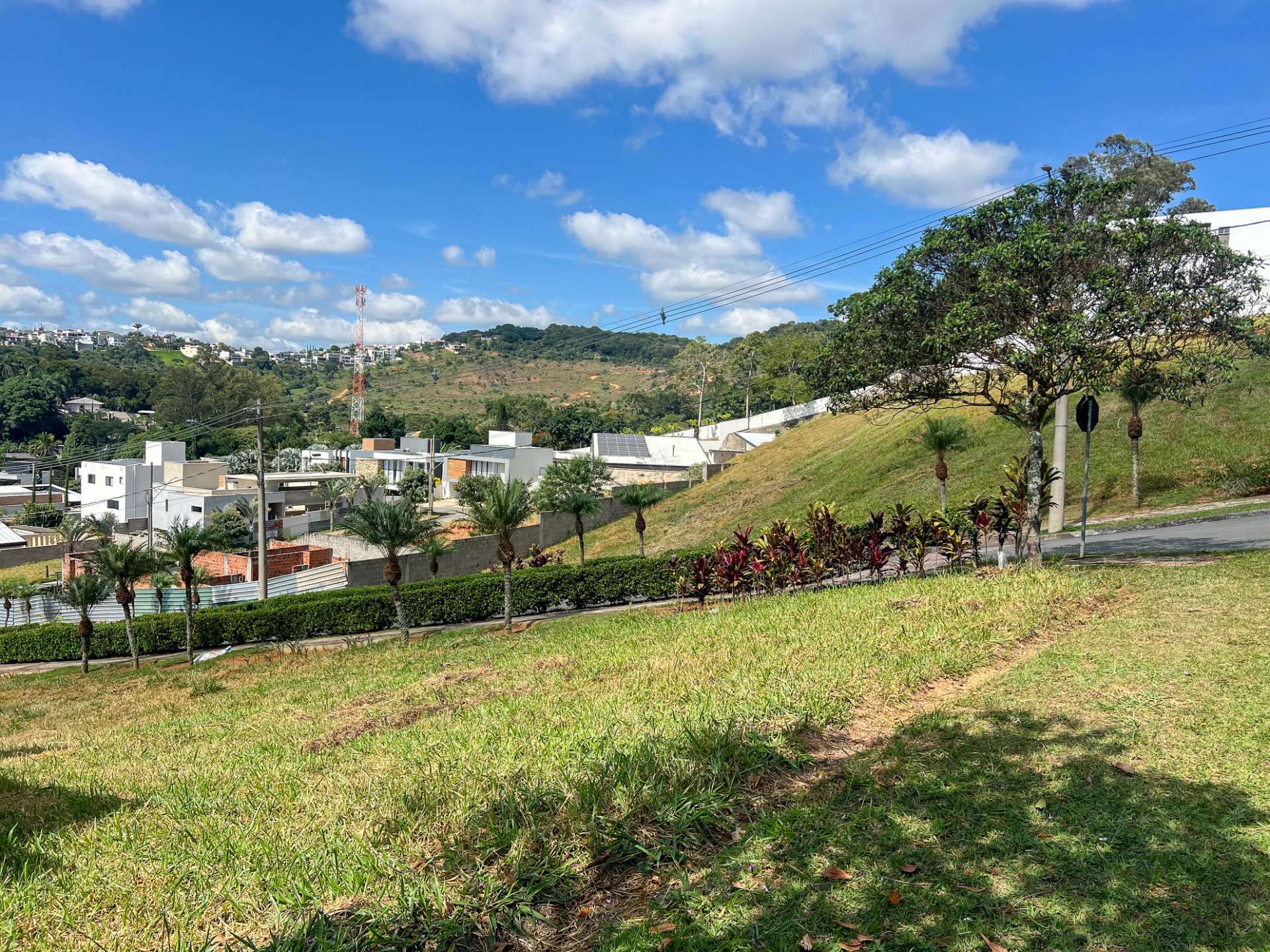 Lote de esquina 513m², Residencial Alvim., foto 2