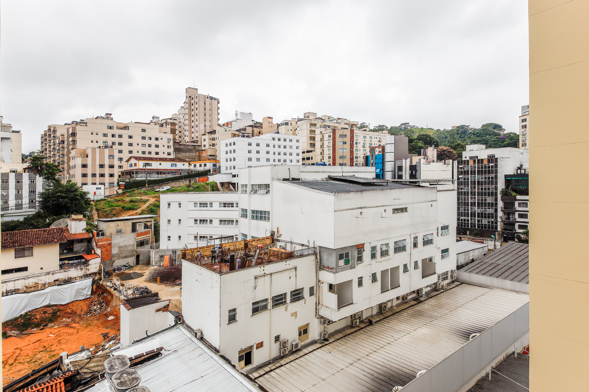 4 quartos no Centro. Ambientes amplos, 1 vaga., foto 13
