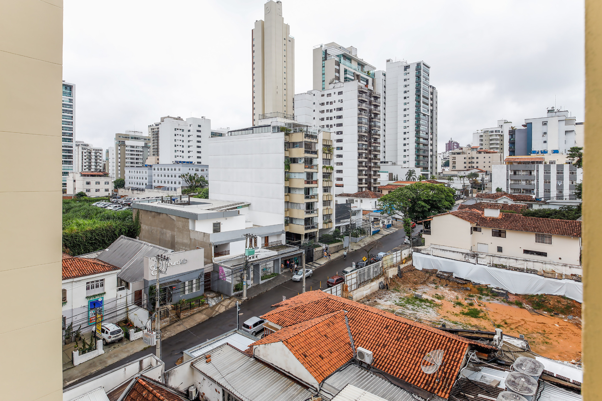 4 quartos no Centro. Ambientes amplos, 1 vaga., foto 10