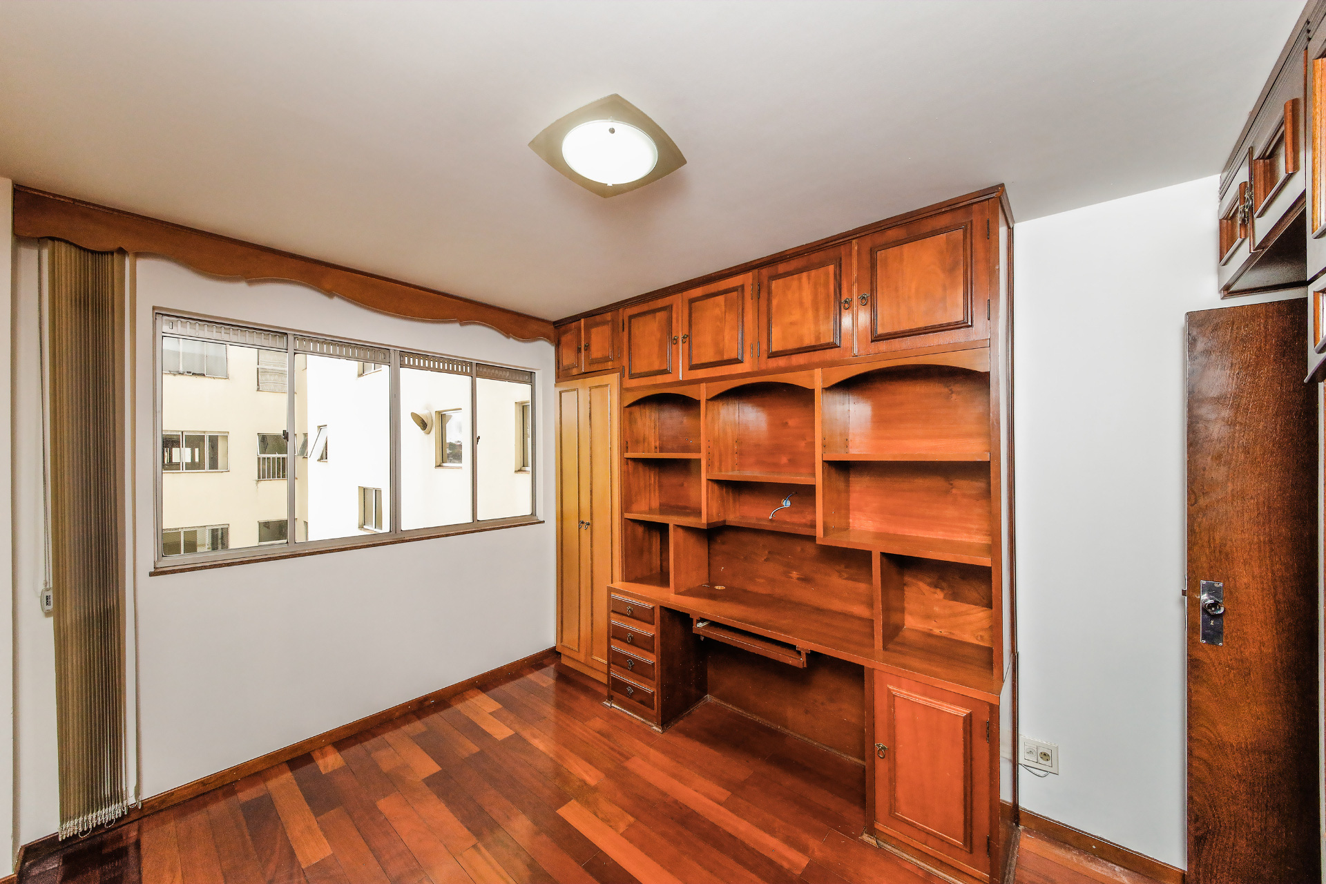 4 quartos no Centro. Ambientes amplos, 1 vaga., foto 7