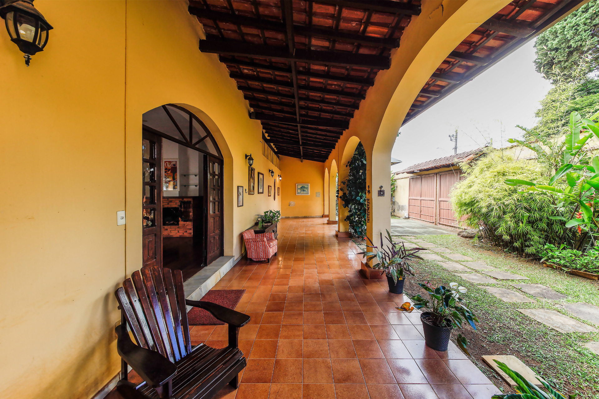 Parque Alto. Casa colonial com lazer amplo., foto 4