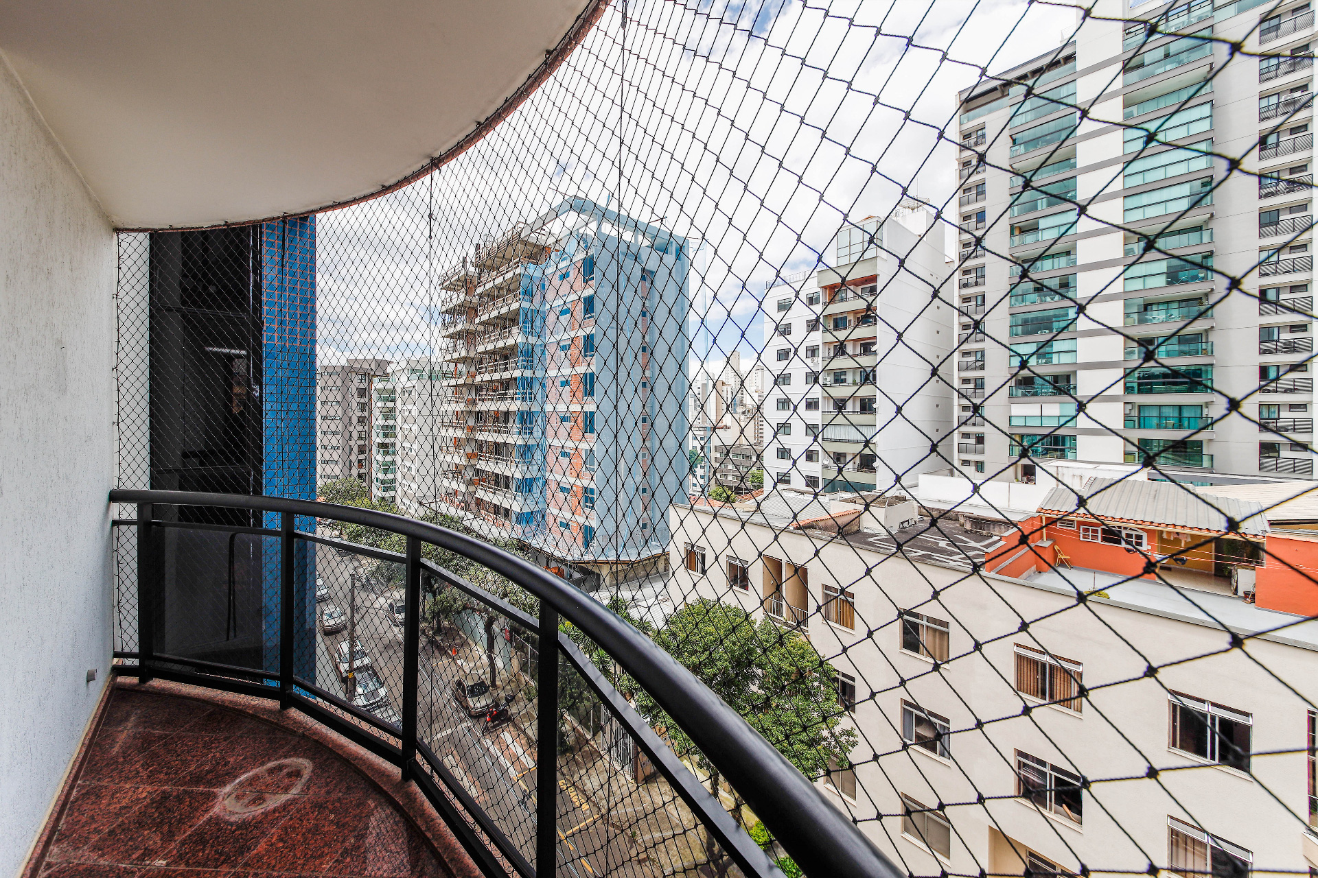 Varanda, vista livre. 4 quartos em Santa Helena, foto 4