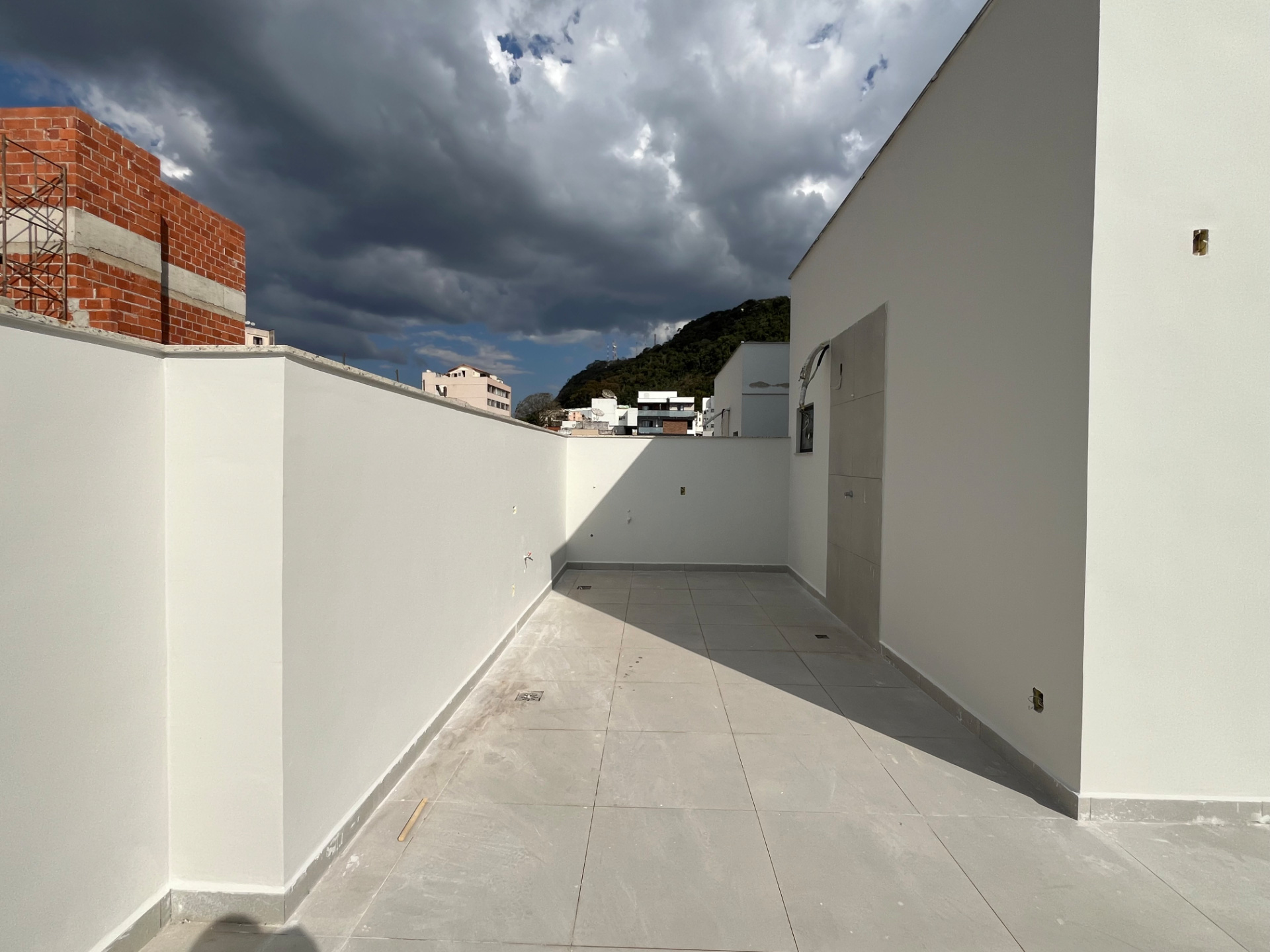 Cobertura no Vale do Ipê. Terraço com vista aberta., foto 15