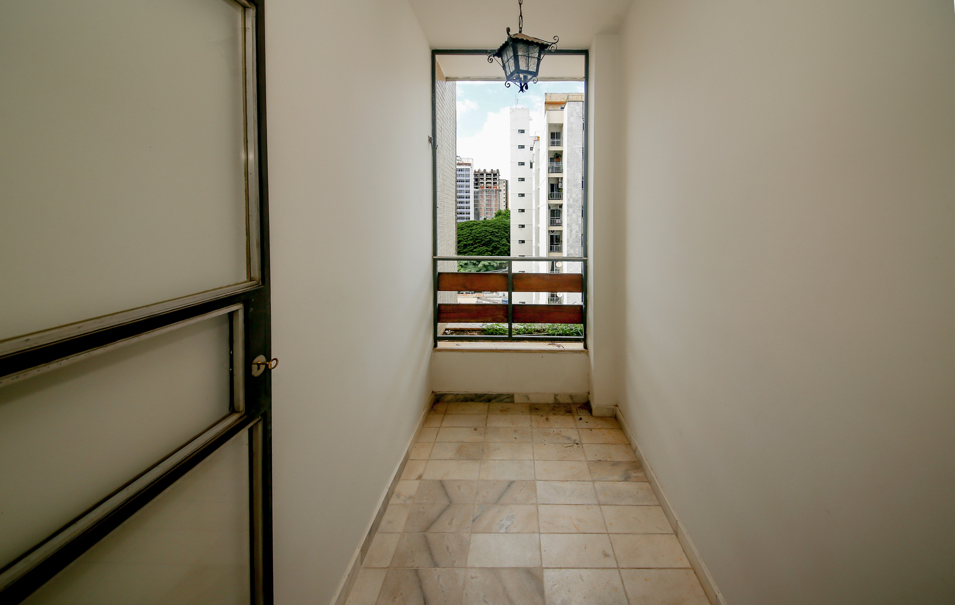 Varanda e 3 quartos no Centro. Ótima metragem., foto 5