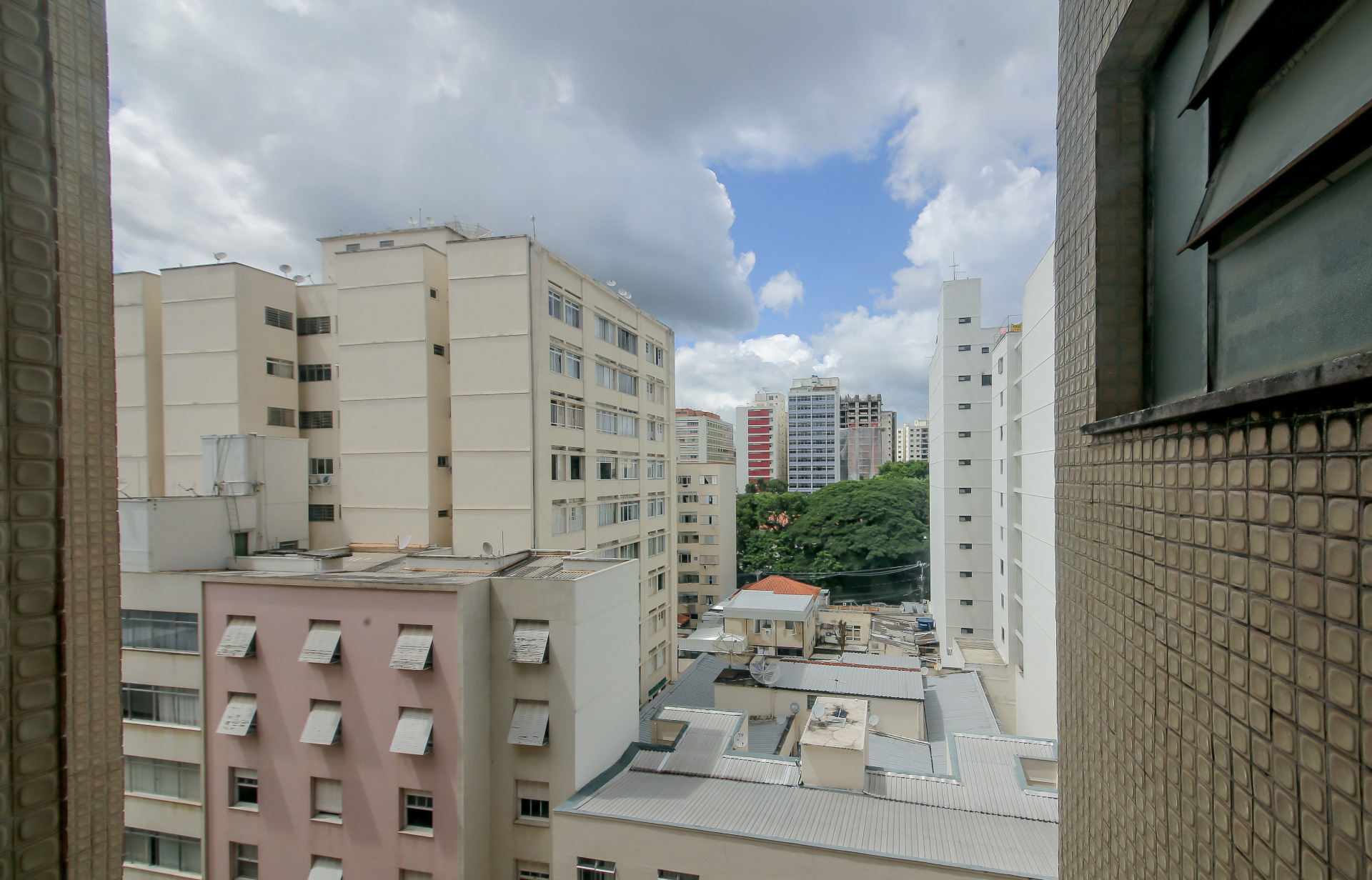 Varanda e 3 quartos no Centro. Ótima metragem., foto 14
