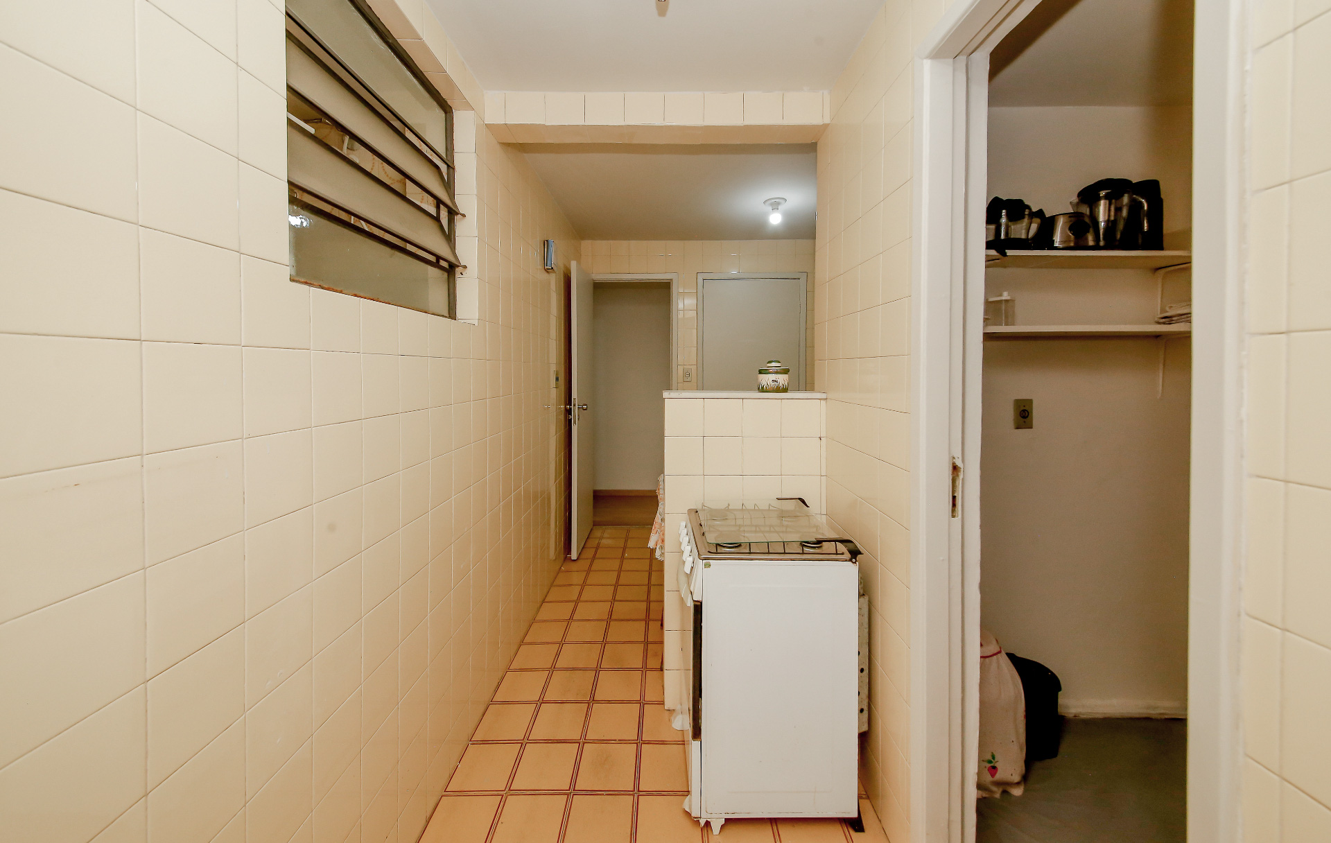 Varanda e 3 quartos no Centro. Ótima metragem., foto 10
