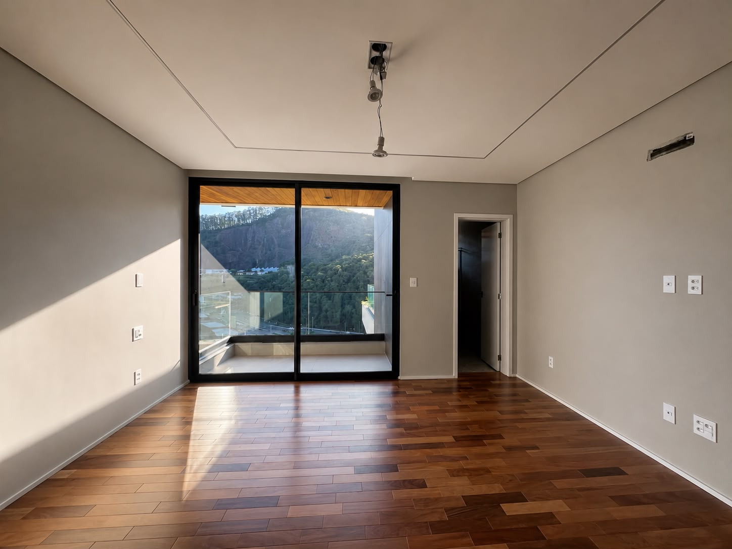 Condomínio Estrela Alta. Casa de 650 m², 4 suítes., foto 27