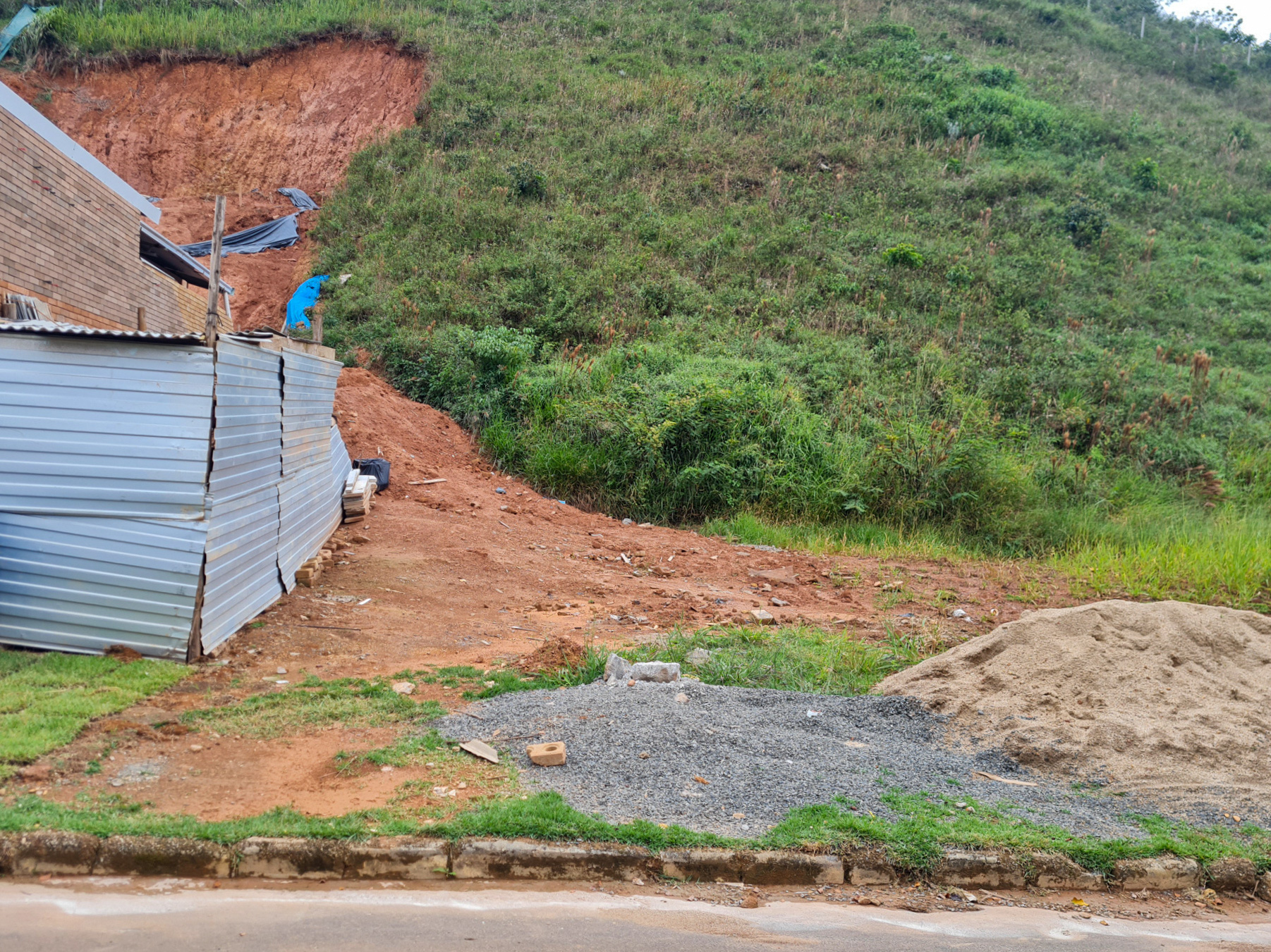 Terreno 598 m² em condomínio. São Pedro., foto 3