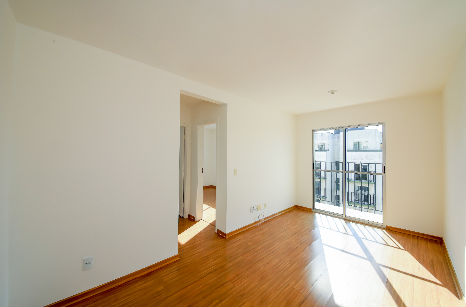 São Pedro: Apto 3 quartos, 71m². Boa luz, foto 2