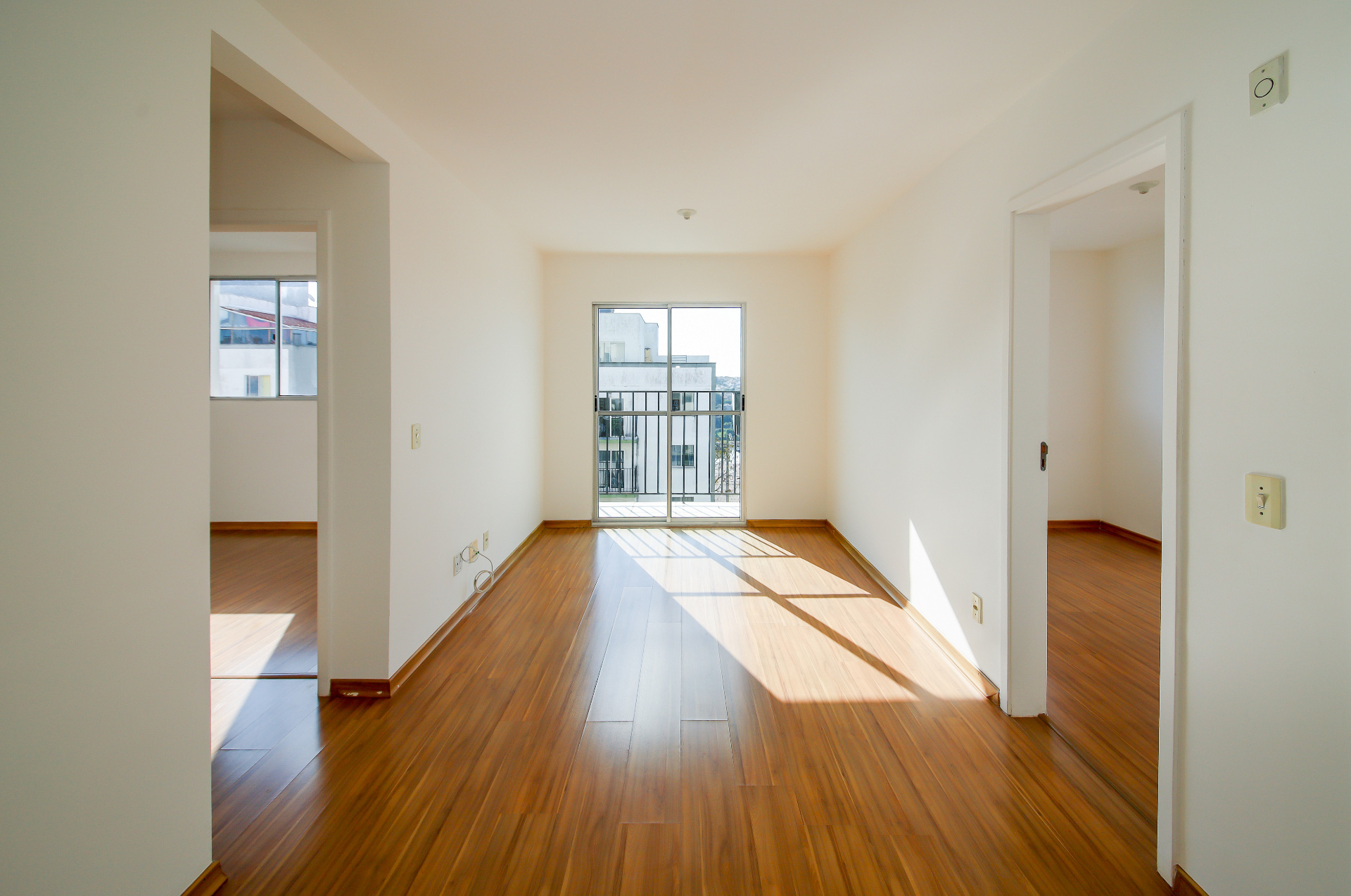São Pedro: Apto 3 quartos, 71m². Boa luz, foto 1