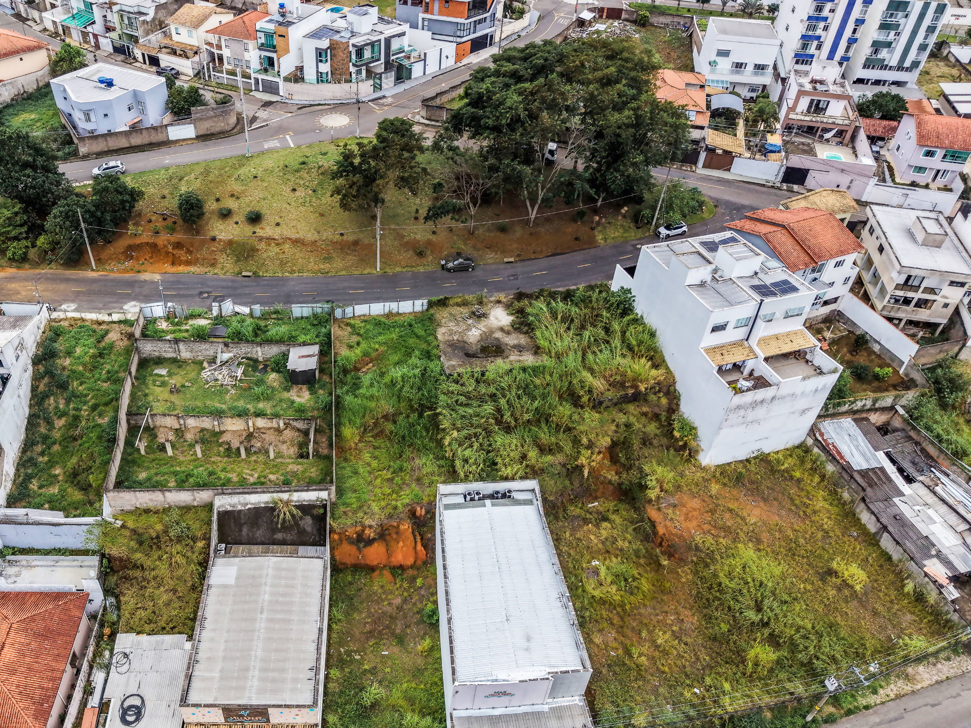Aeroporto: lote com vista livre, 300m², foto 1