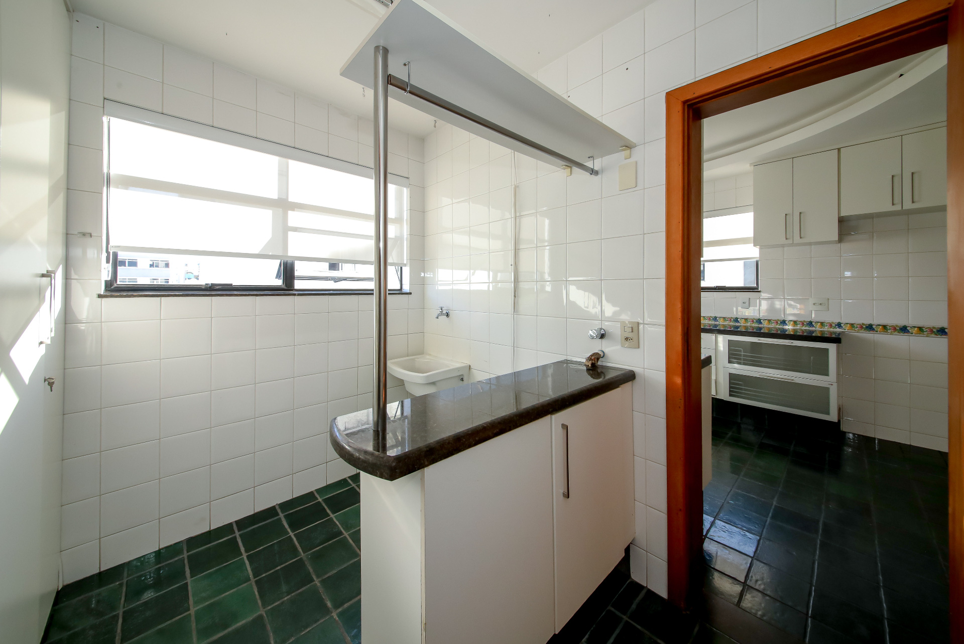 Centro: 2 suítes, varandão. Conforto com vista livre., foto 32
