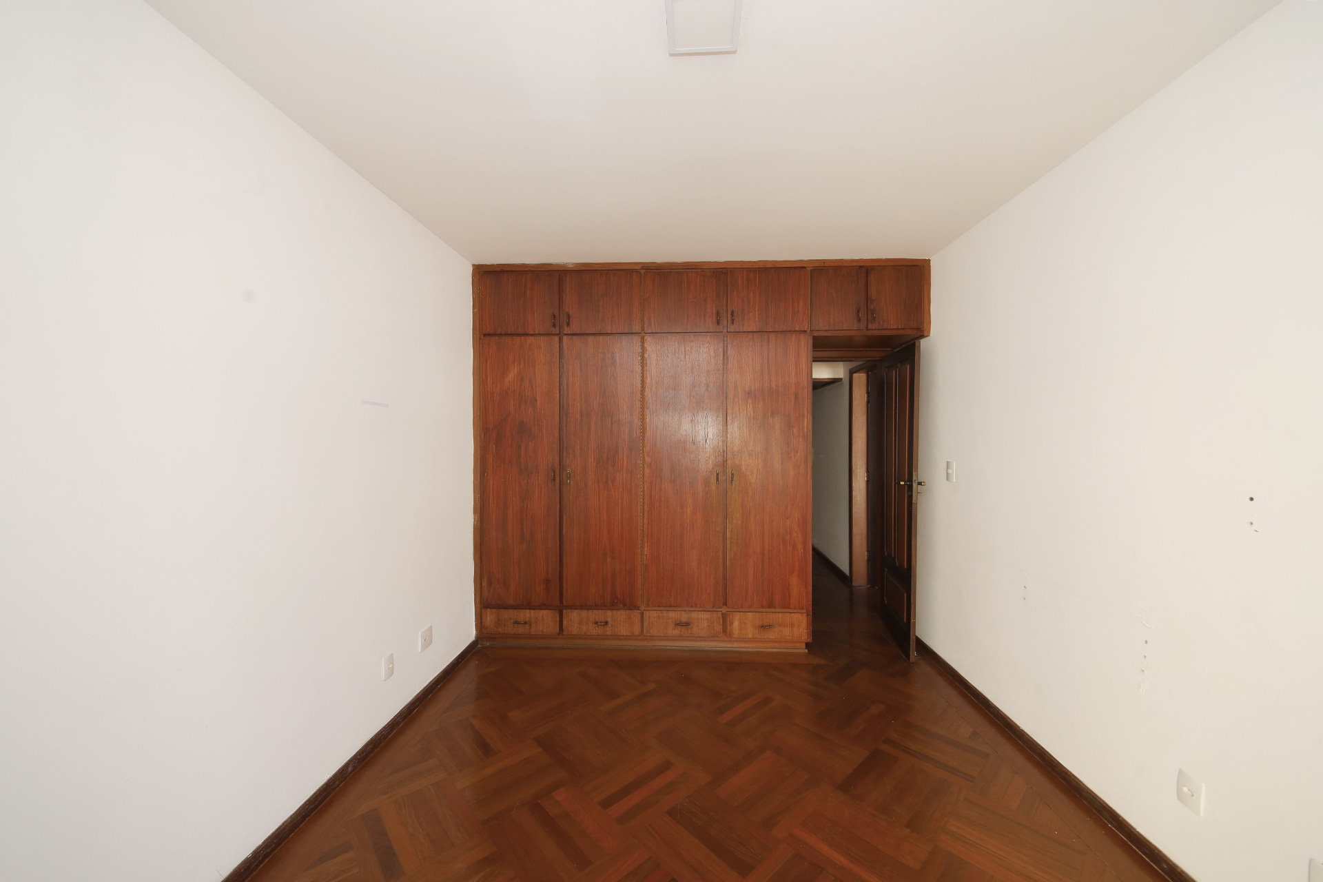 Centro: 4 quartos, varanda, 342m². Ed. Cozak., foto 14