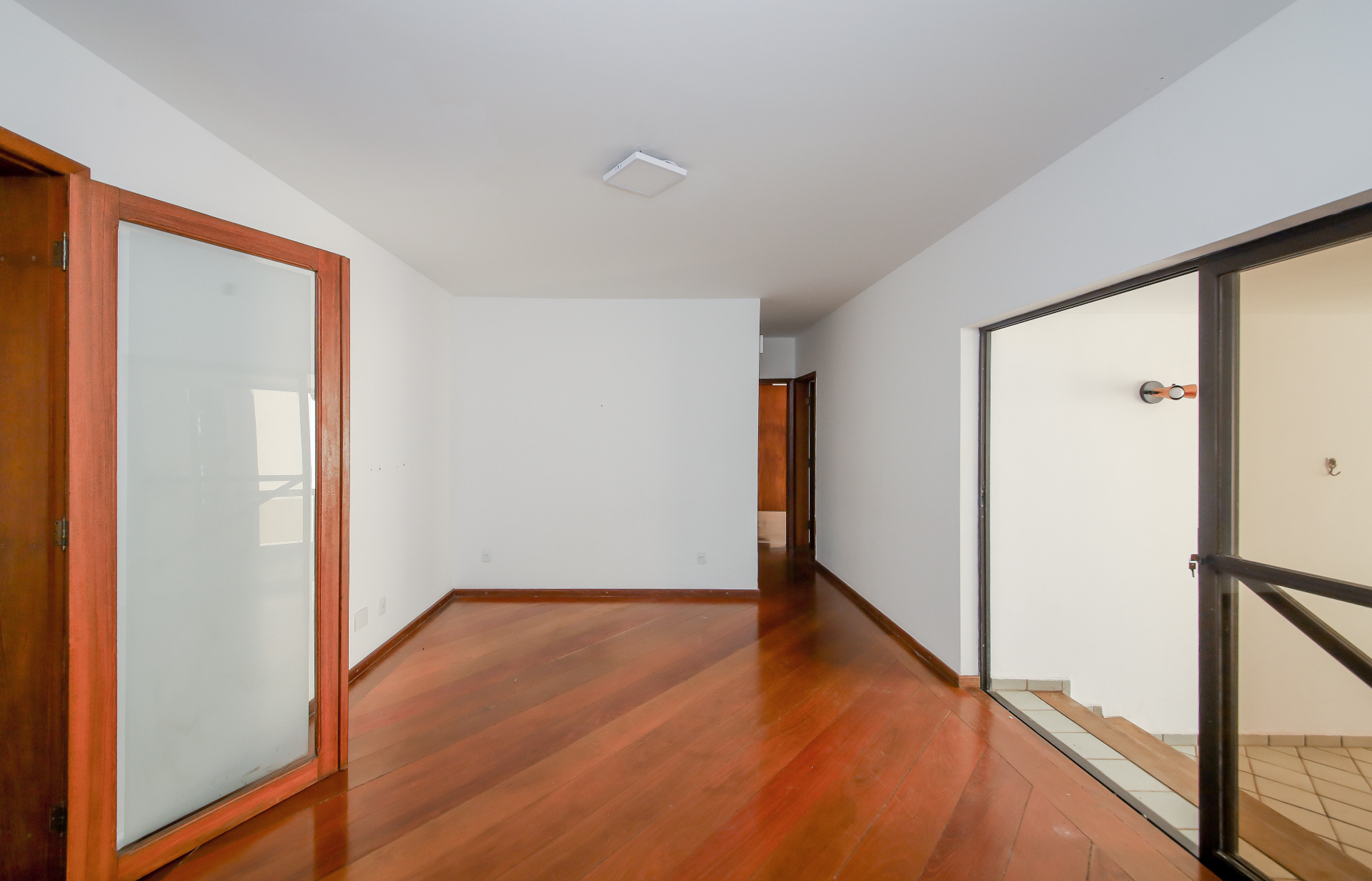 Centro: 4 quartos, varanda, 342m². Ed. Cozak., foto 7