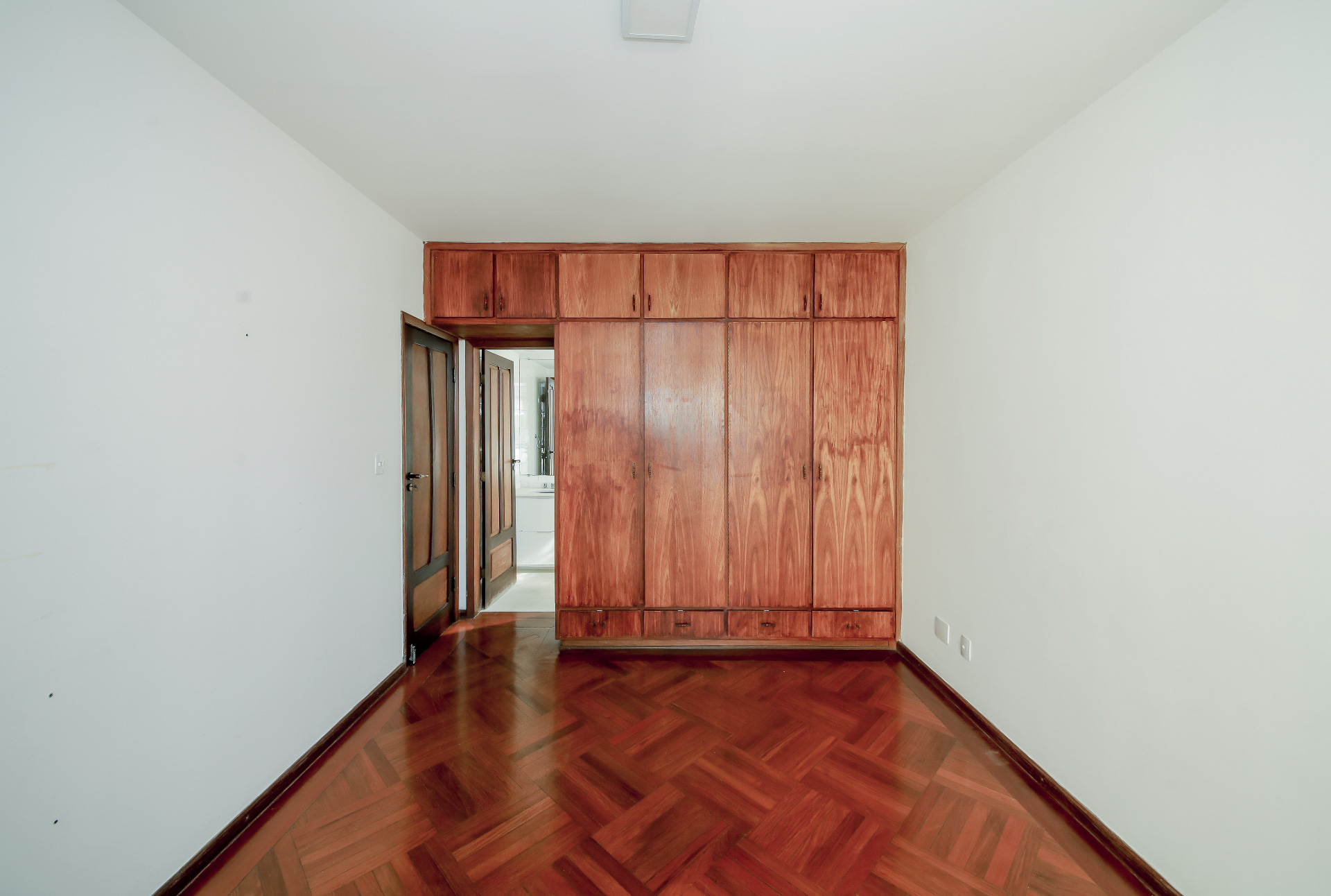 Centro: 4 quartos, varanda, 342m². Ed. Cozak., foto 15
