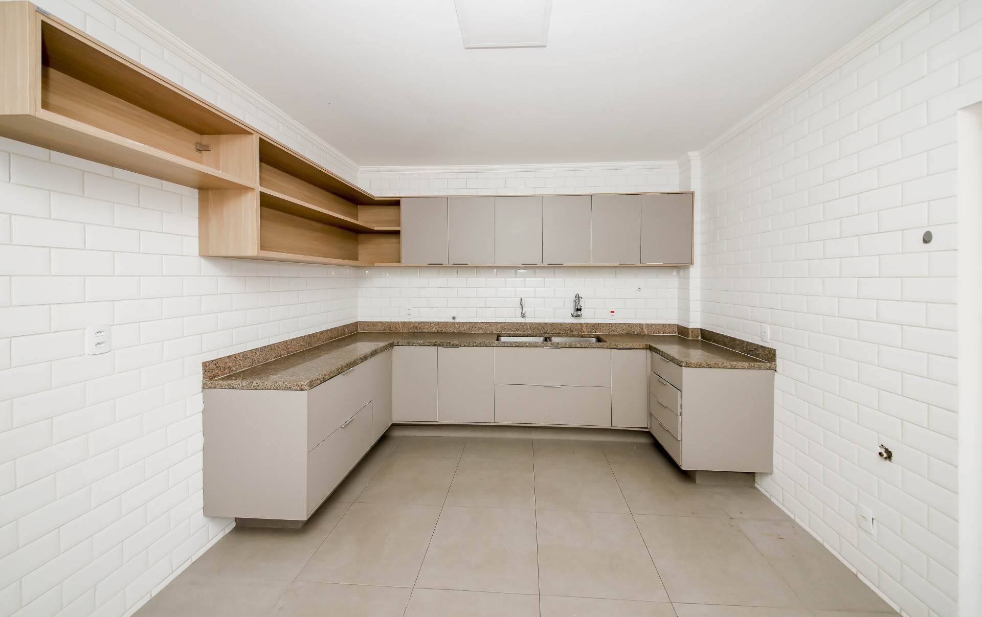 Centro: 4 quartos, varanda, 342m². Ed. Cozak., foto 32