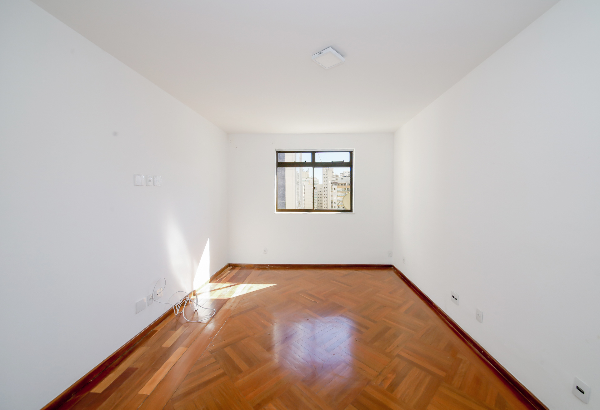Centro: 4 quartos, varanda, 342m². Ed. Cozak., foto 20