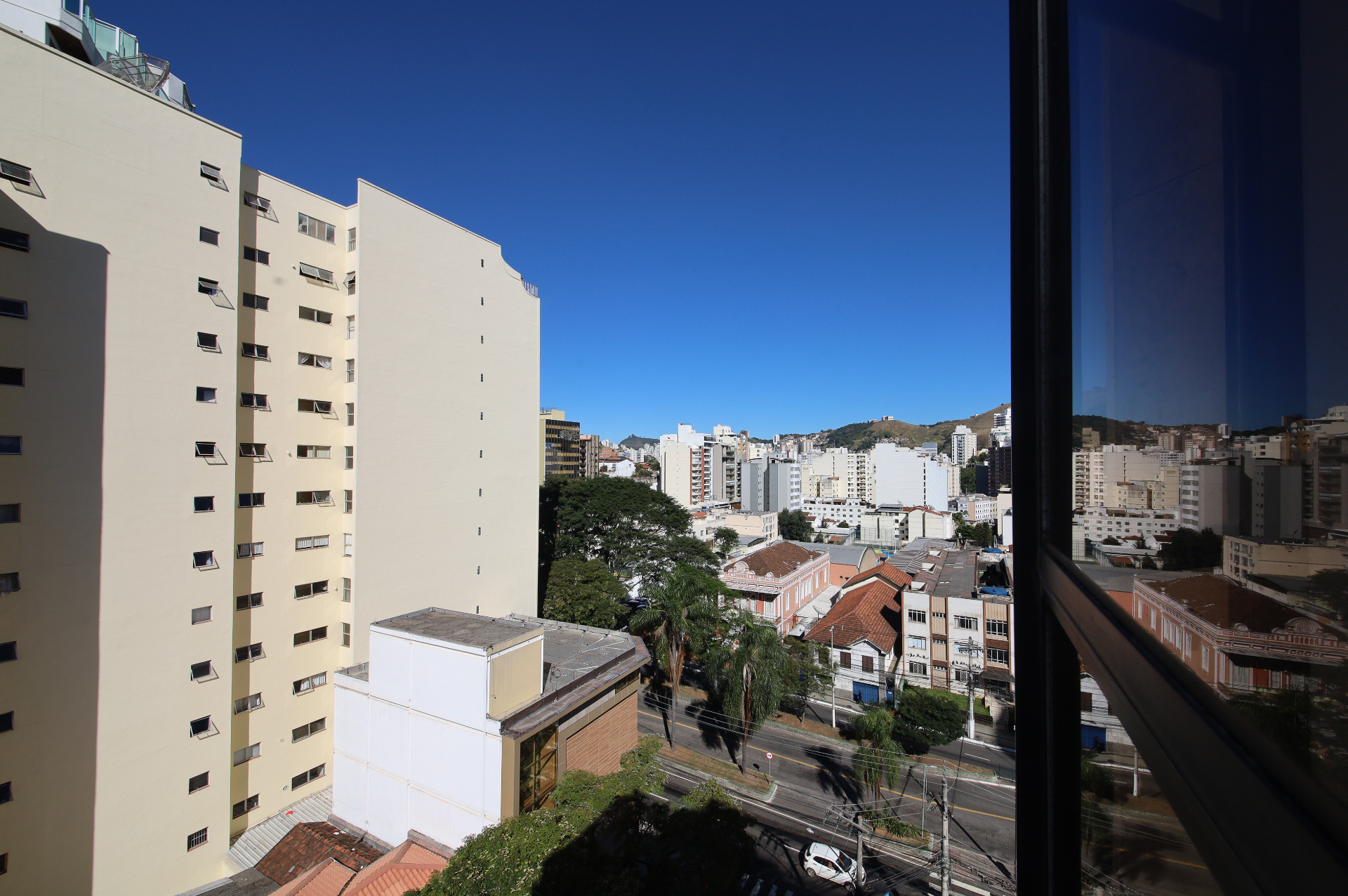 Centro: 4 quartos, varanda, 342m². Ed. Cozak., foto 5