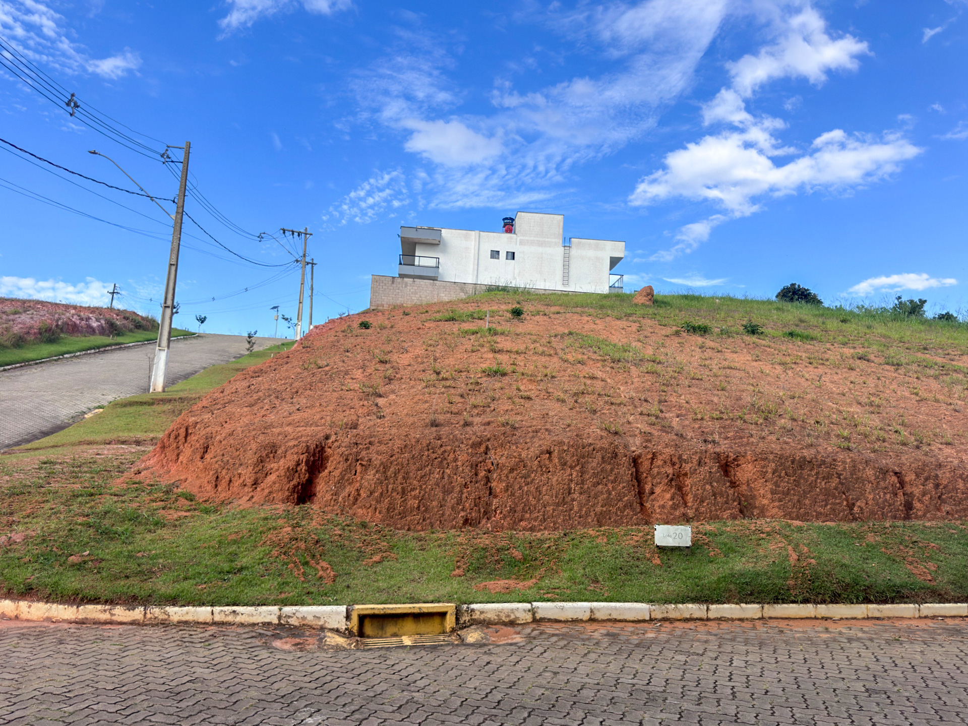 Terreno em Salvaterra. Vista para mata de preservação., foto 2